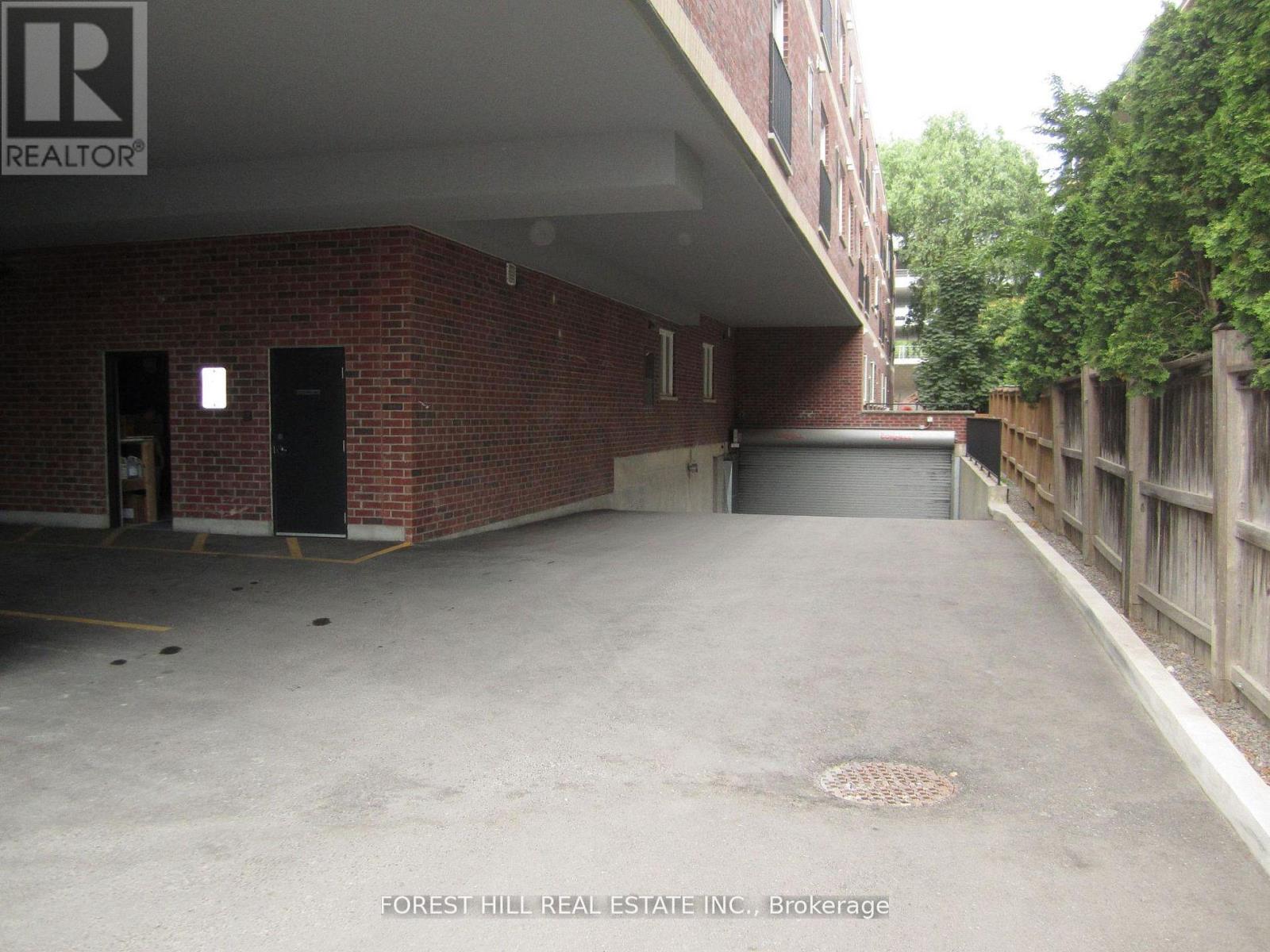111 - 8010 Kipling Avenue, Vaughan, Ontario  L4L 0M5 - Photo 5 - N13169328