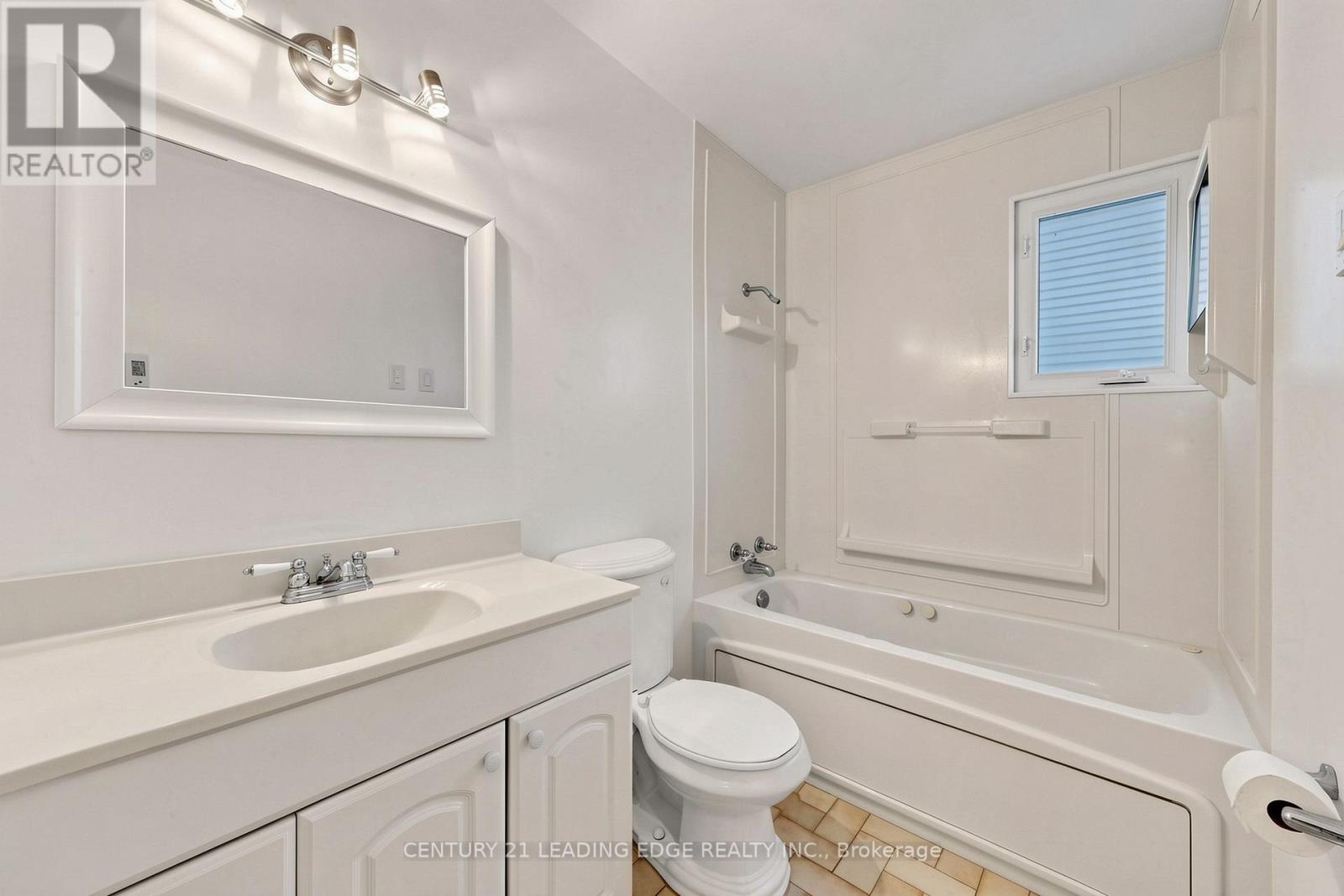 323 Waratah Avenue, Newmarket, Ontario  L3Y 5J3 - Photo 25 - N13169498