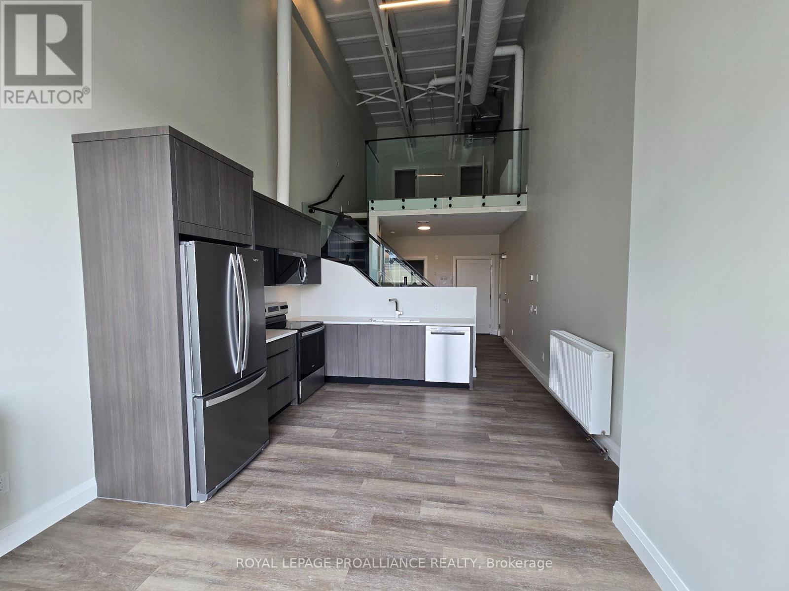 203 - 241 Front Street, Belleville, Ontario  K8N 2Z6 - Photo 13 - X12903292