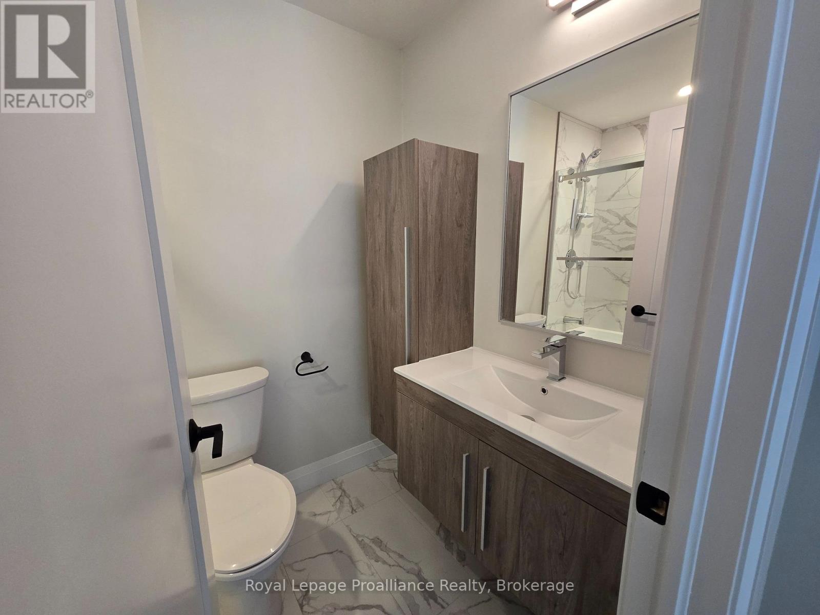 204 - 241 Front Street, Belleville, Ontario  K8N 2Z6 - Photo 17 - X12903298