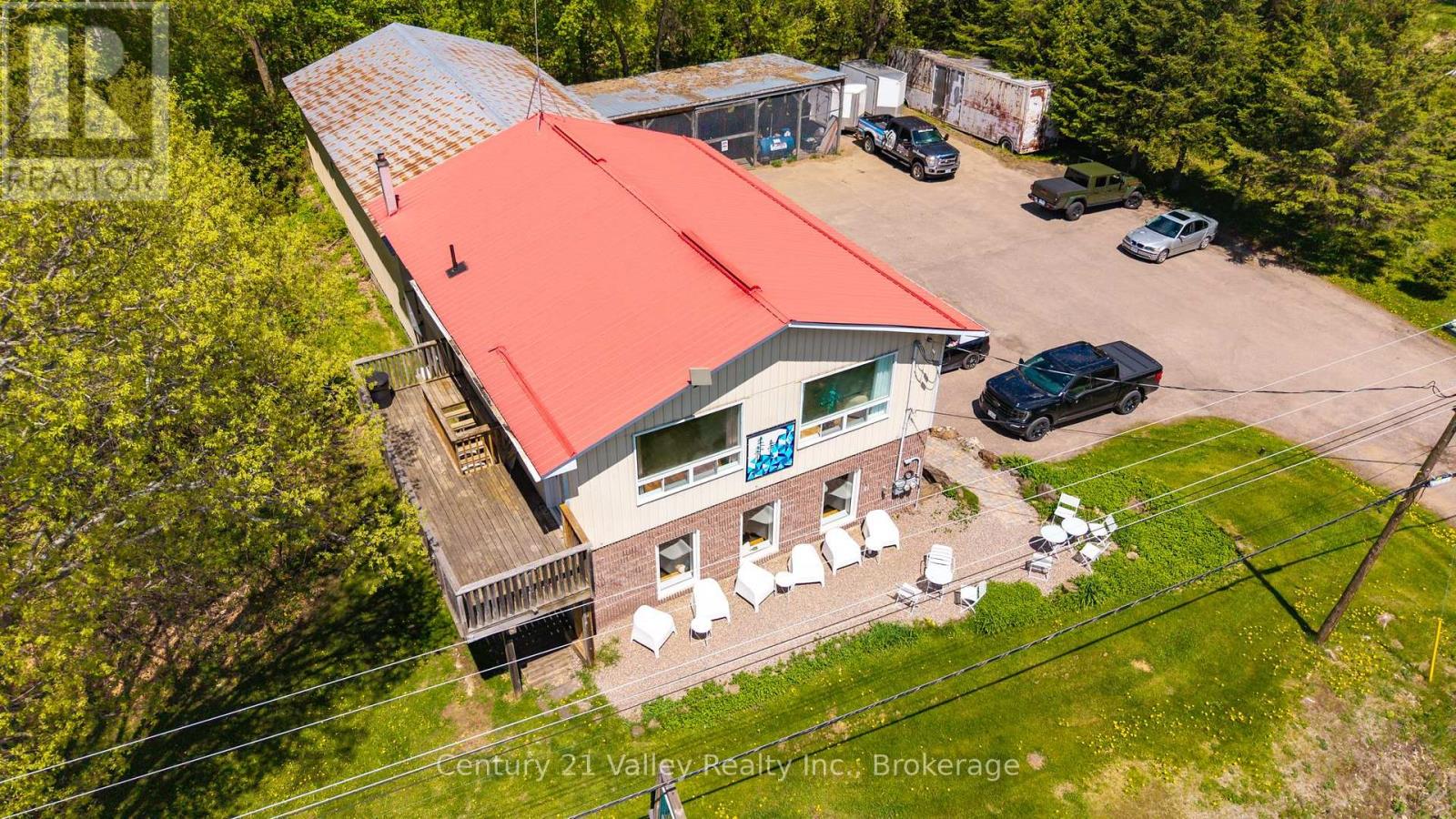 636 Mill Street, Greater Madawaska, Ontario K0J 1H0 - Photo 18 - X12922572