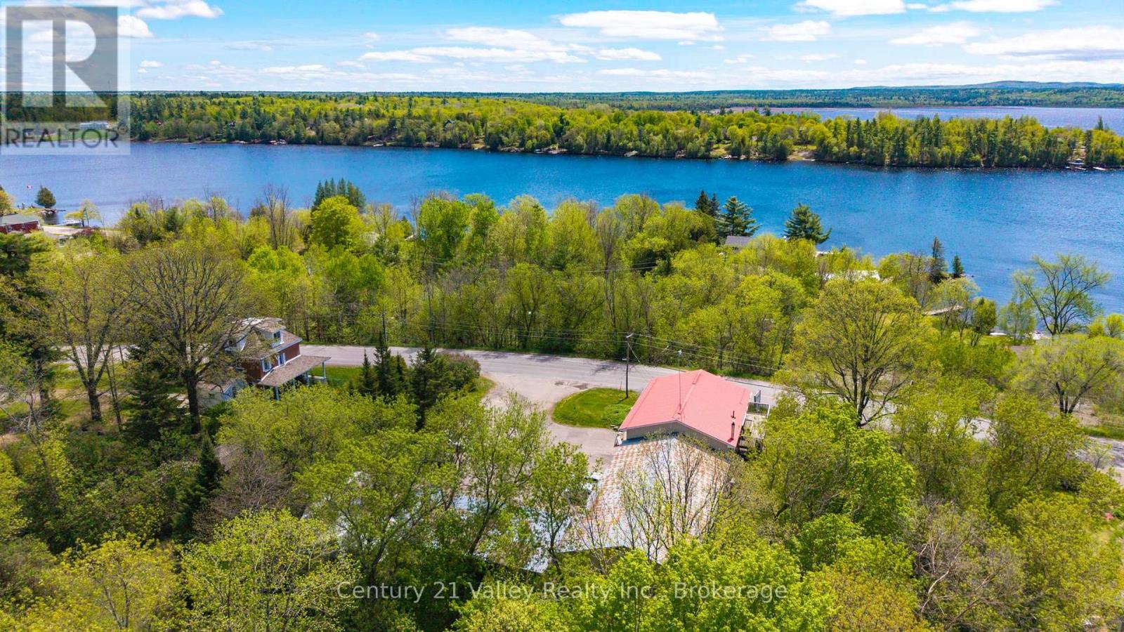636 Mill Street, Greater Madawaska, Ontario K0J 1H0 - Photo 22 - X12922572