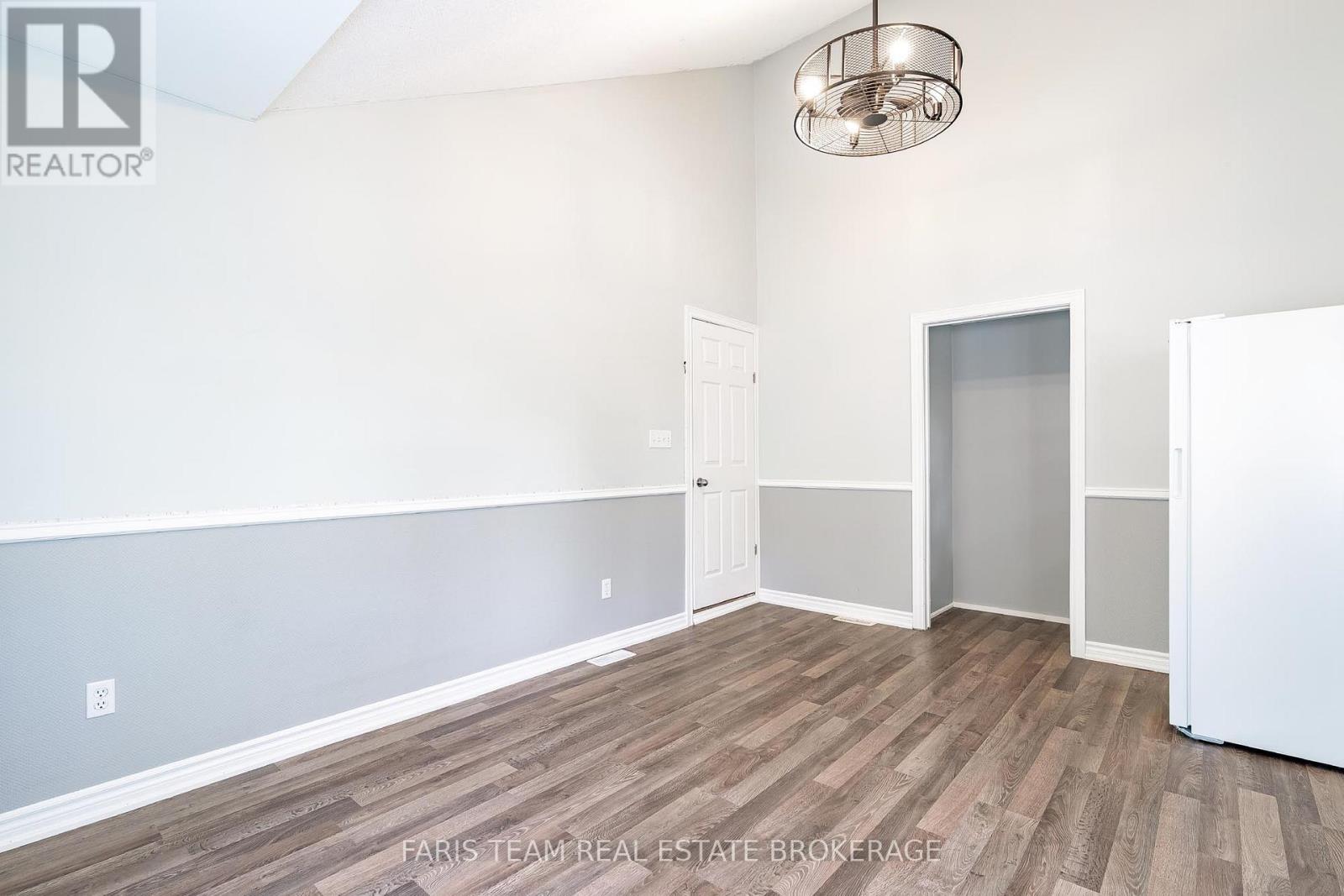 9 Colborne Street, Oro-Medonte, Ontario  L4M 4S1 - Photo 21 - S13169202