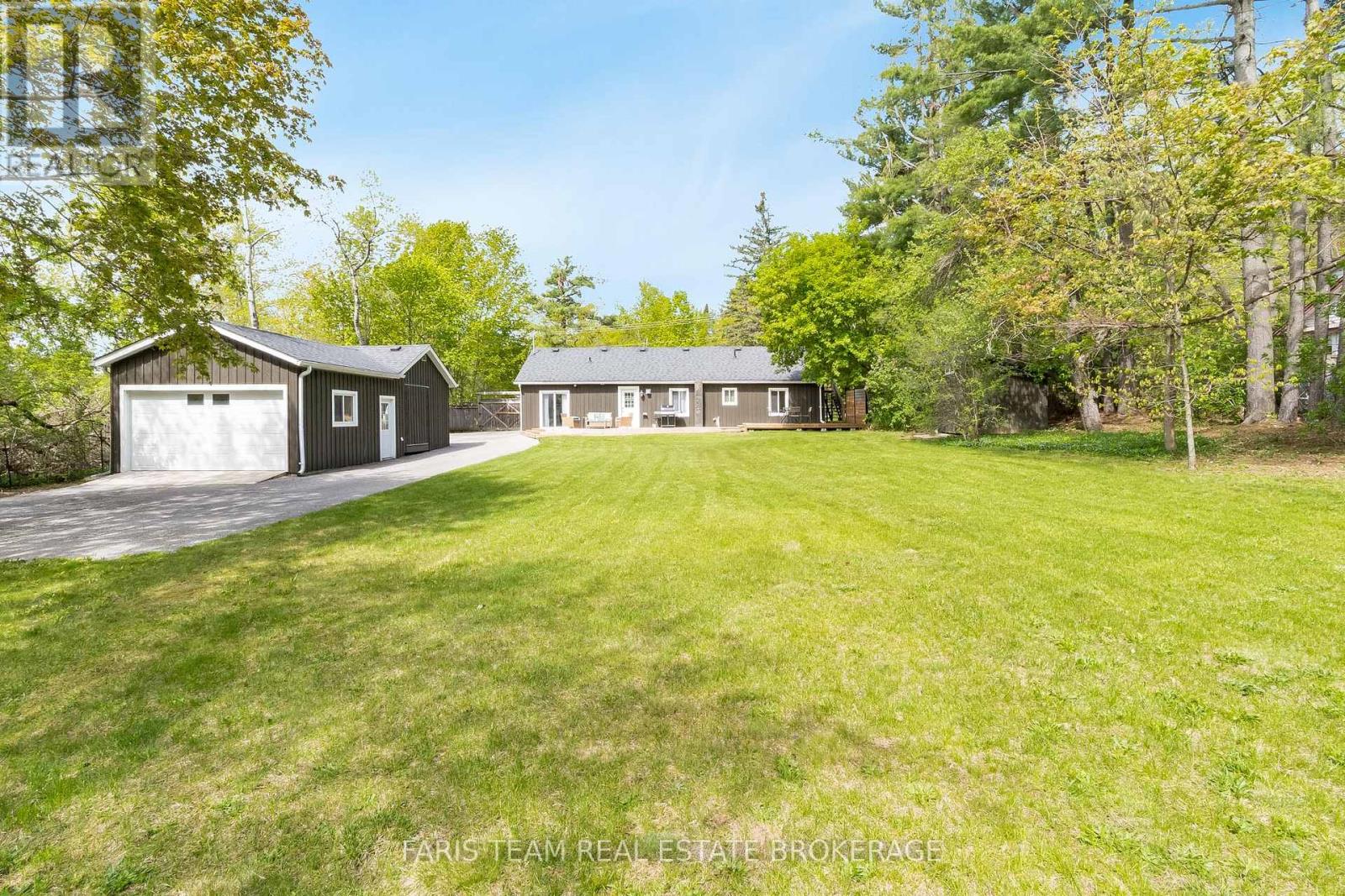 9 Colborne Street, Oro-Medonte, Ontario  L4M 4S1 - Photo 3 - S13169202
