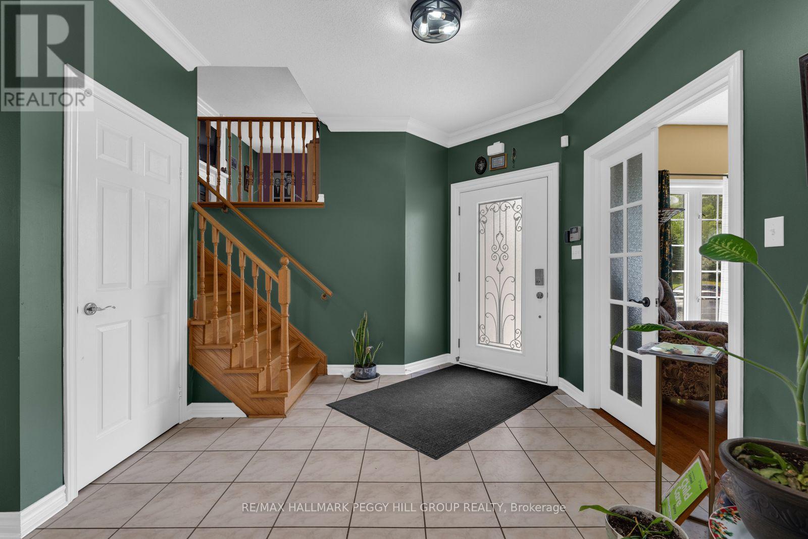 120 Jessica Drive, Barrie (Painswick South), Ontario  L4N 5Z5 - Photo 2 - S13169430