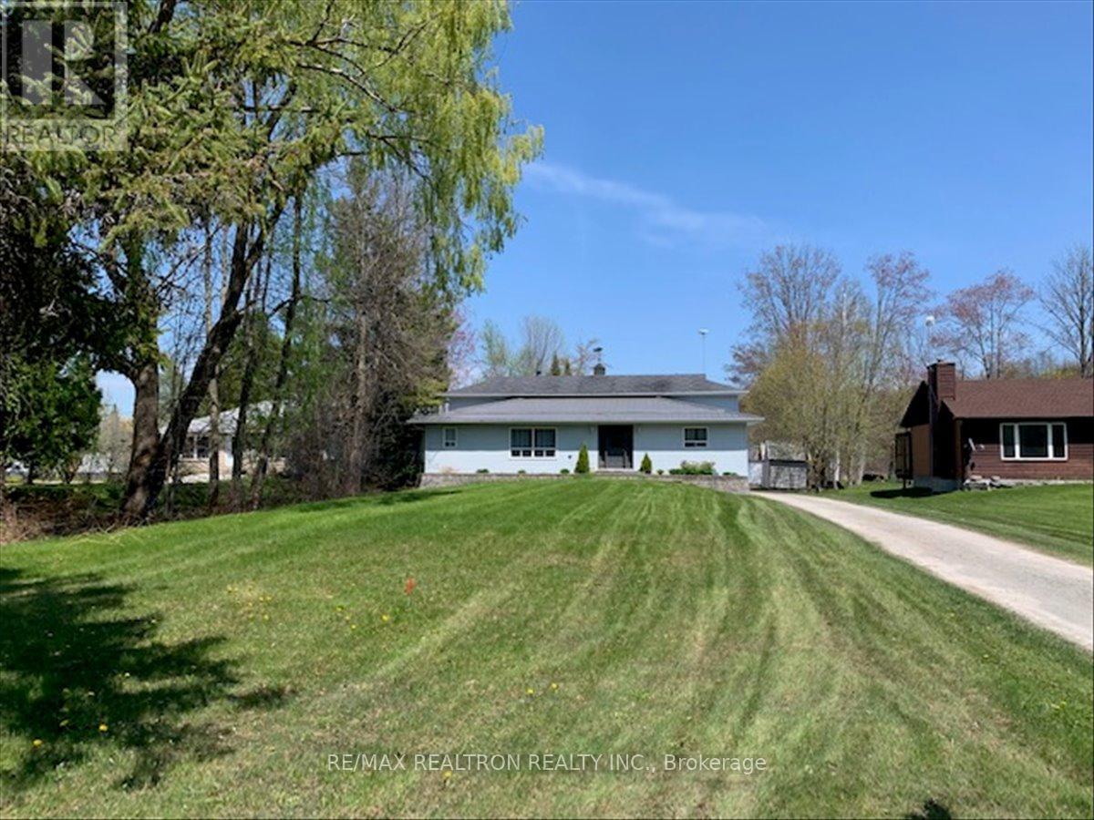 4051 Glen Cedar Drive, Ramara, Ontario  L3V 6H7 - Photo 1 - S13169484