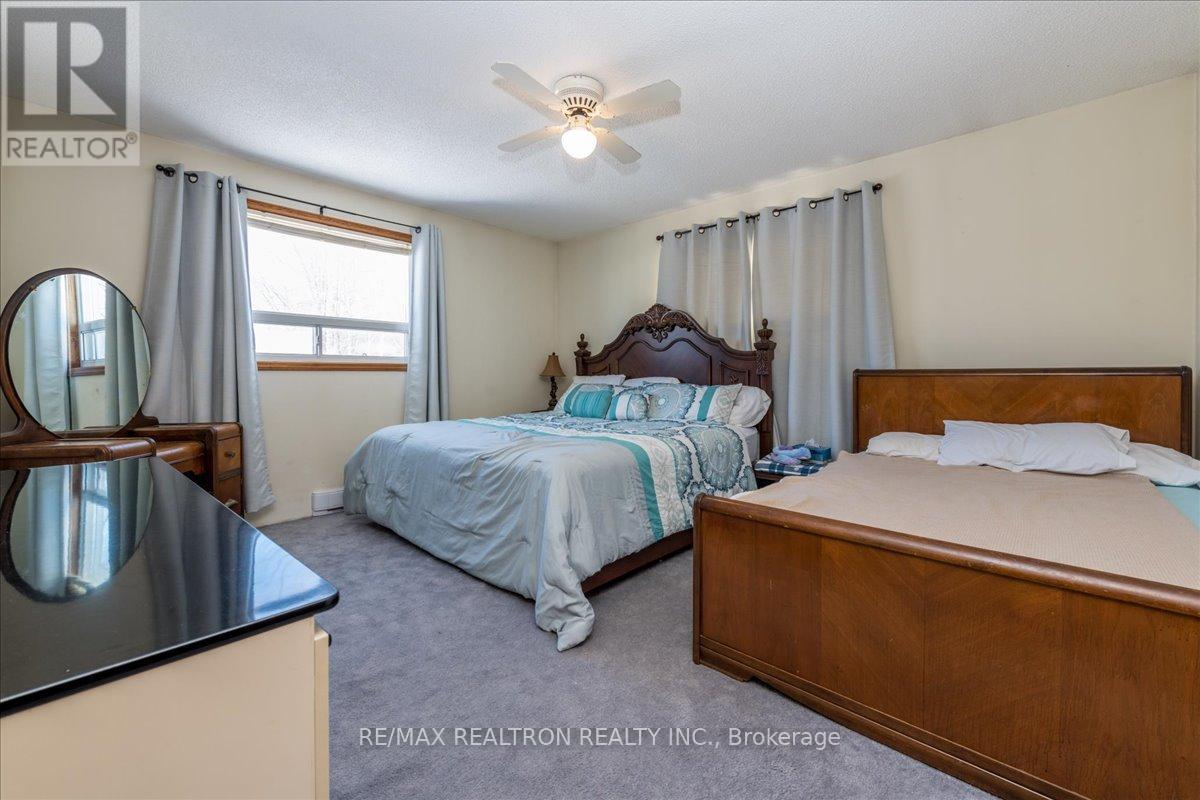 4051 Glen Cedar Drive, Ramara, Ontario  L3V 6H7 - Photo 12 - S13169484