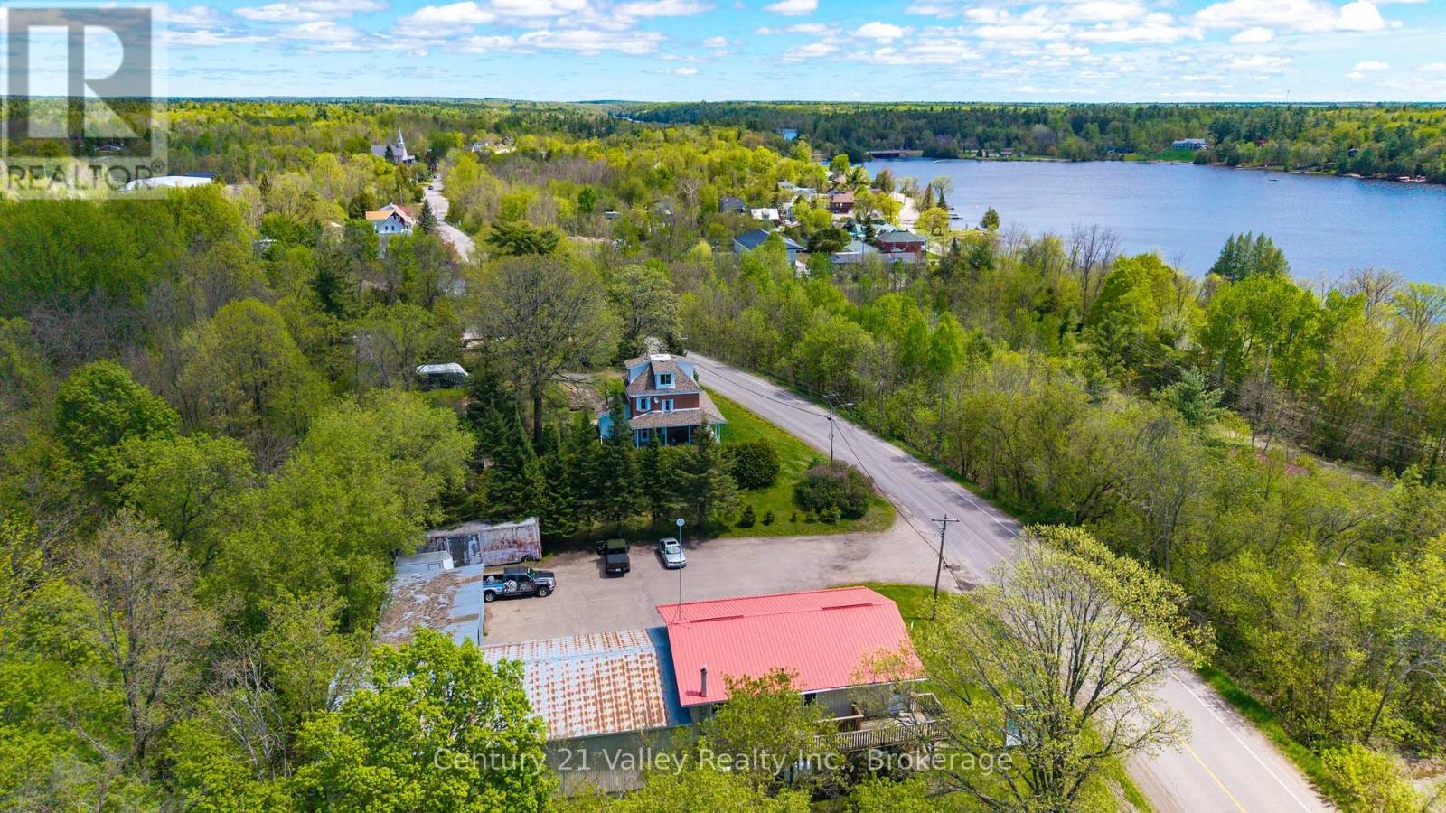 636 Mill Street, Greater Madawaska, Ontario K0J 1H0 - Photo 5 - X12922572