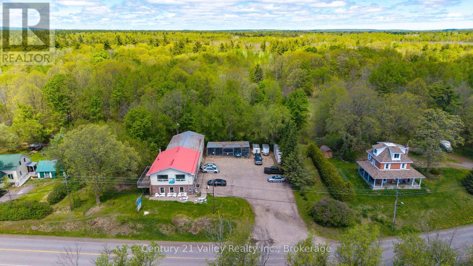 636 Mill Street, Greater Madawaska, Ontario K0J 1H0 - Photo 9 - X12922572