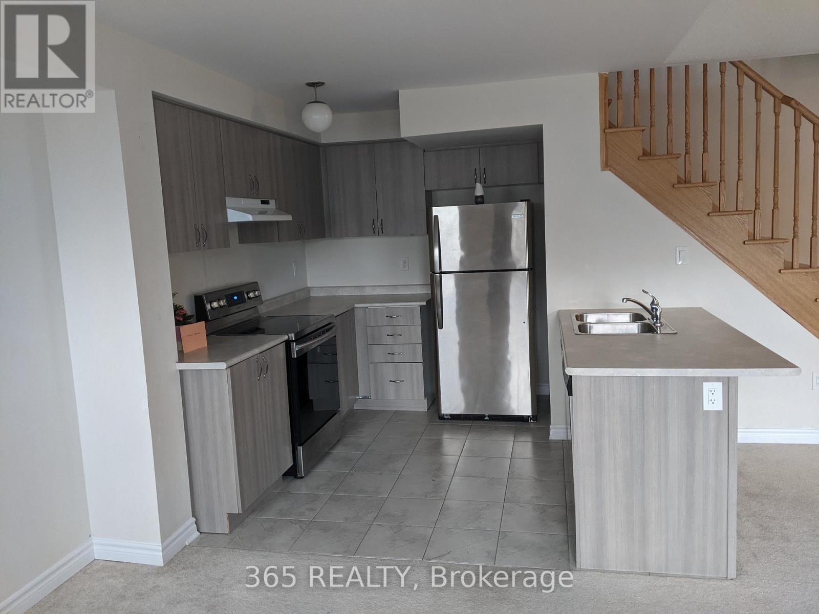 194 - 200 Veterans Drive, Brampton, Ontario  L7A 4S6 - Photo 5 - W13169218