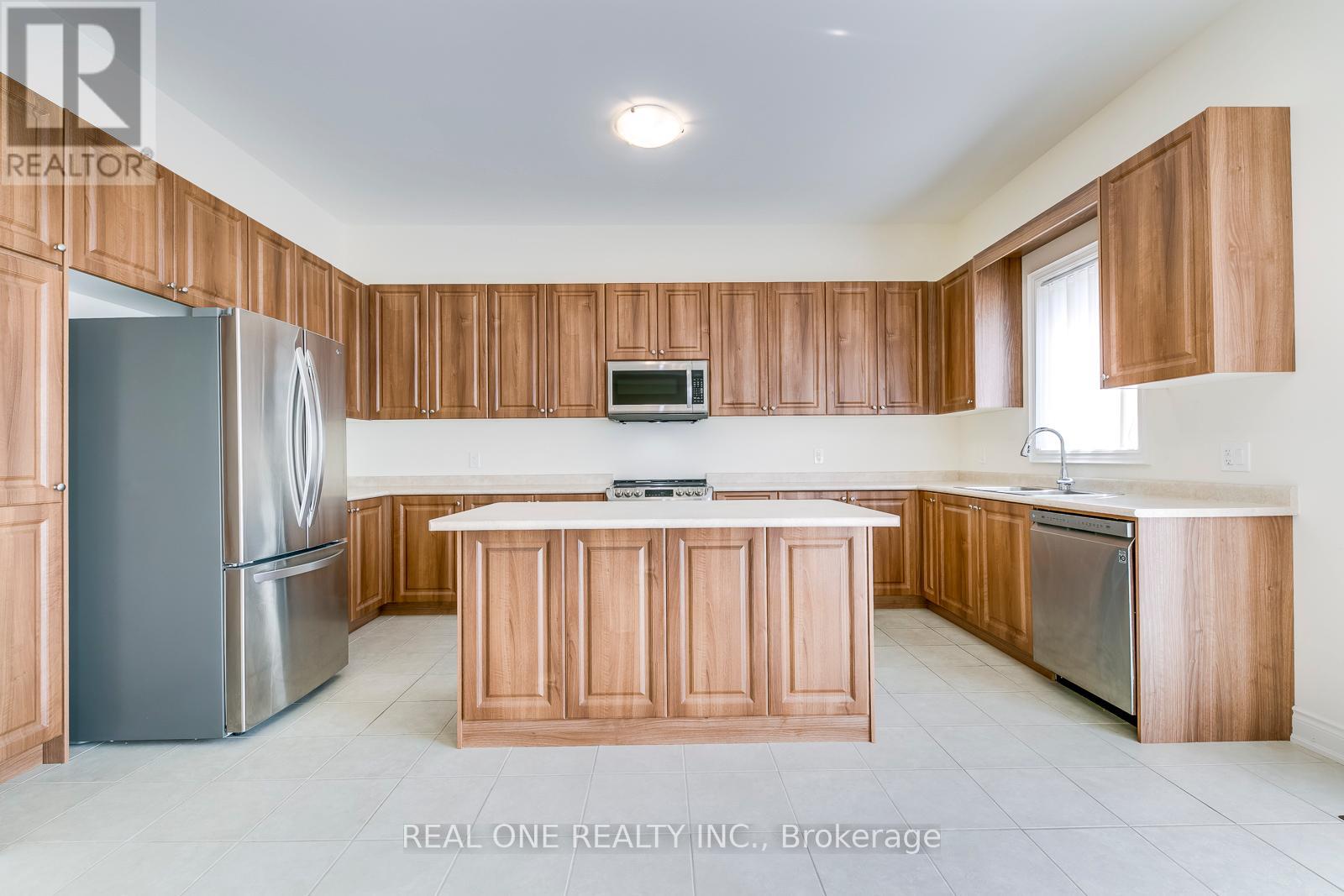 134 Goodwin Crescent, Milton, Ontario  L9E 1H9 - Photo 8 - W13169248