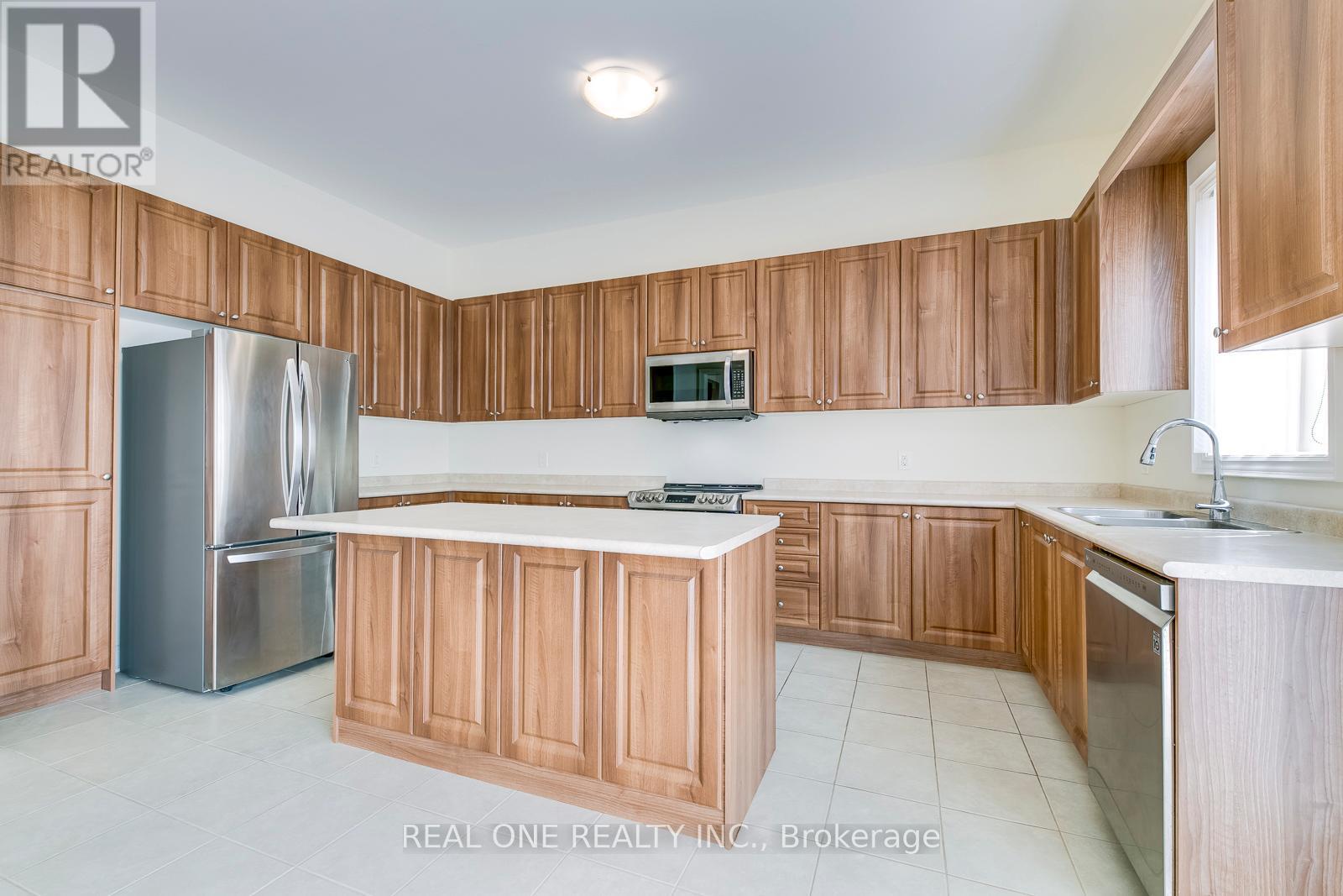 134 Goodwin Crescent, Milton, Ontario  L9E 1H9 - Photo 9 - W13169248