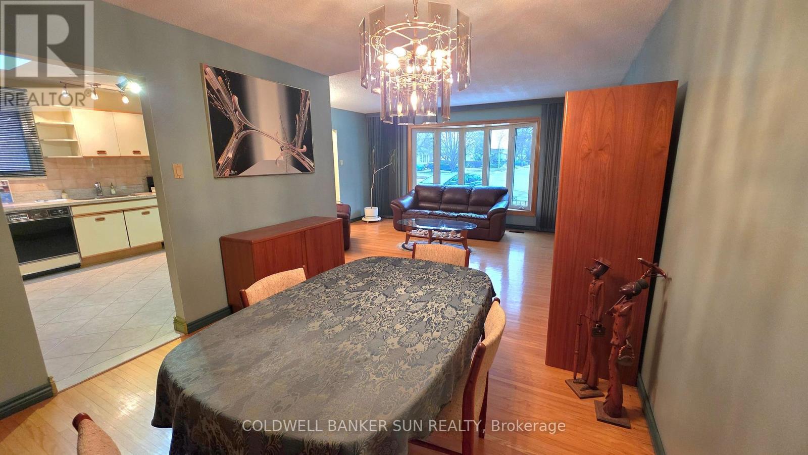 23 Brookdale Crescent, Brampton, Ontario  L6T 1M8 - Photo 11 - W13169256