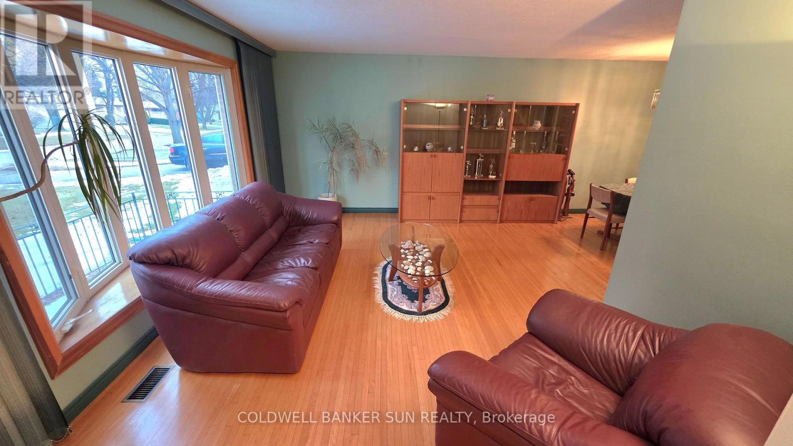 23 Brookdale Crescent, Brampton, Ontario  L6T 1M8 - Photo 5 - W13169256