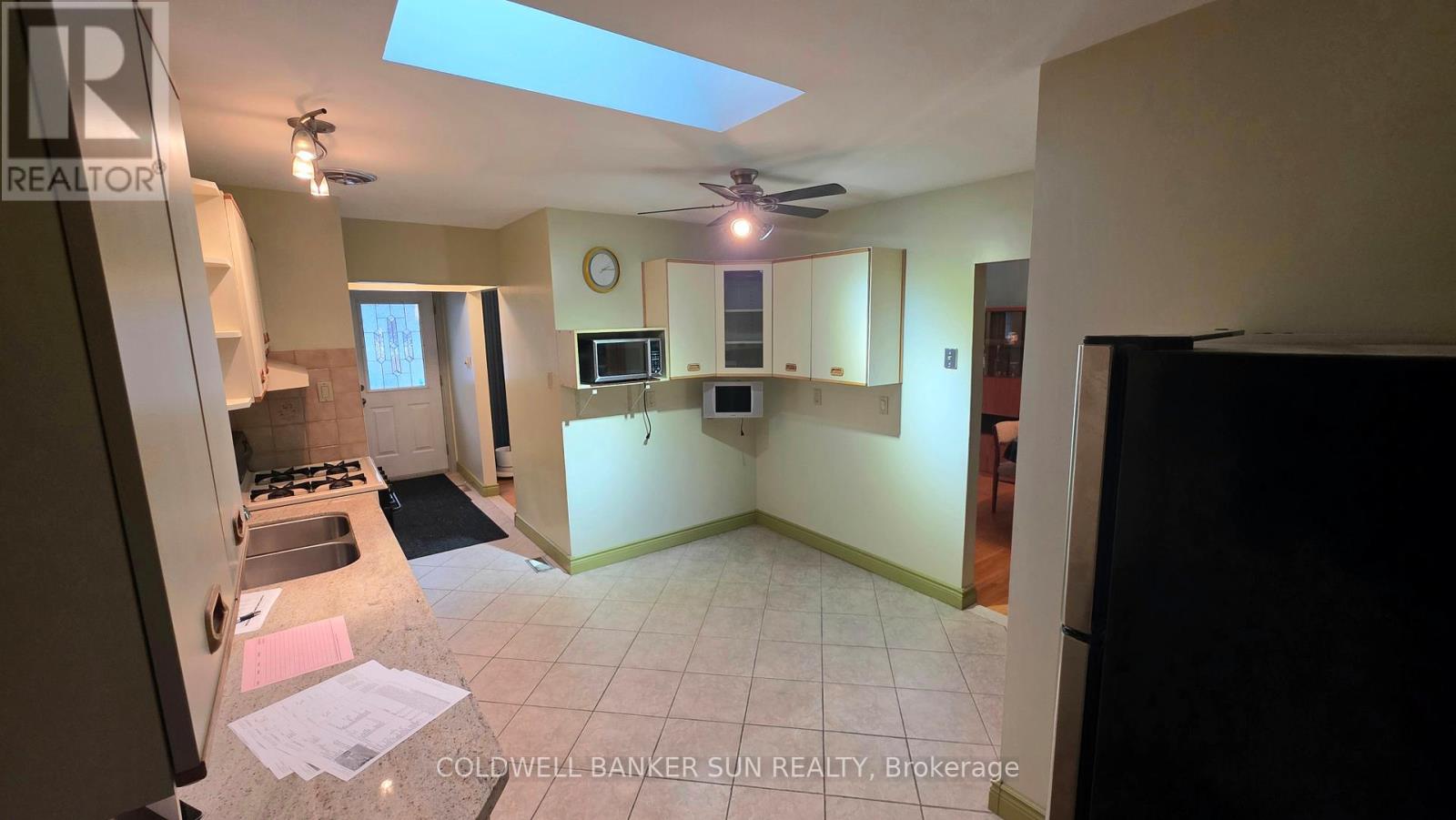 23 Brookdale Crescent, Brampton, Ontario  L6T 1M8 - Photo 7 - W13169256