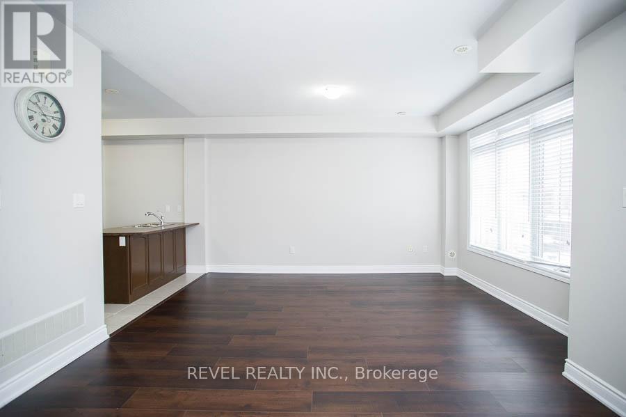11 - 2435 Greenwich Drive, Oakville, Ontario  L6M 0S4 - Photo 5 - W13169268