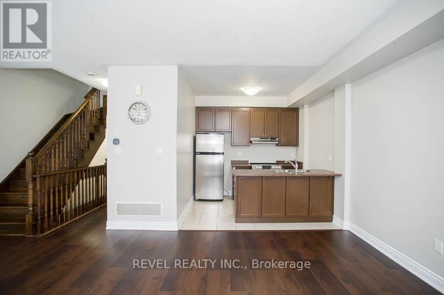11 - 2435 Greenwich Drive, Oakville, Ontario  L6M 0S4 - Photo 7 - W13169268