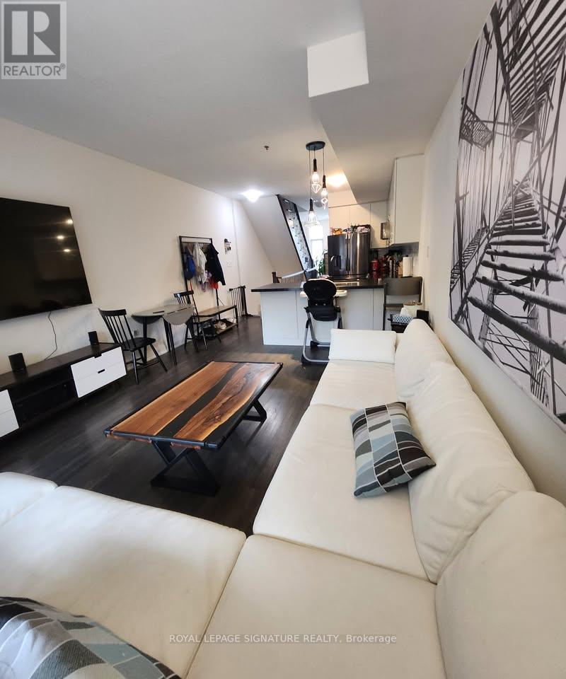 41 Creekbank Road, Toronto, Ontario  M6L 0A3 - Photo 15 - W13169306