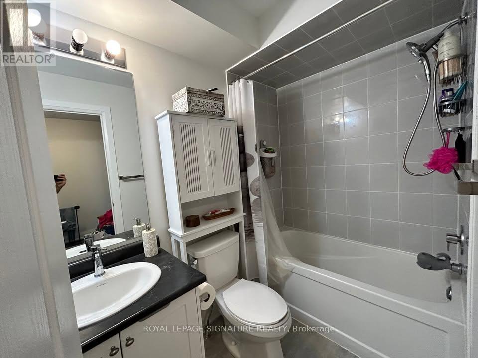 41 Creekbank Road, Toronto, Ontario  M6L 0A3 - Photo 17 - W13169306