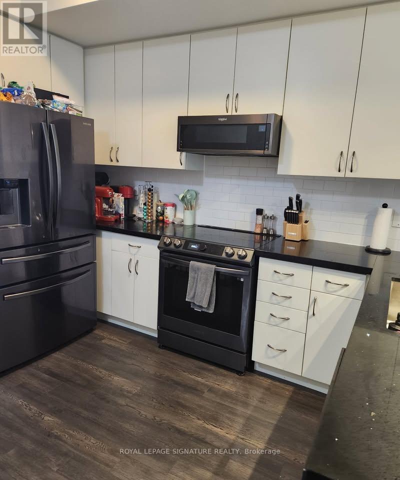 41 Creekbank Road, Toronto, Ontario  M6L 0A3 - Photo 3 - W13169306
