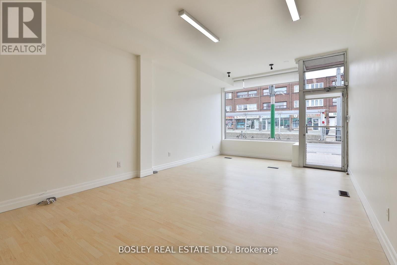 1674 ST CLAIR AVENUE W, Toronto, Ontario