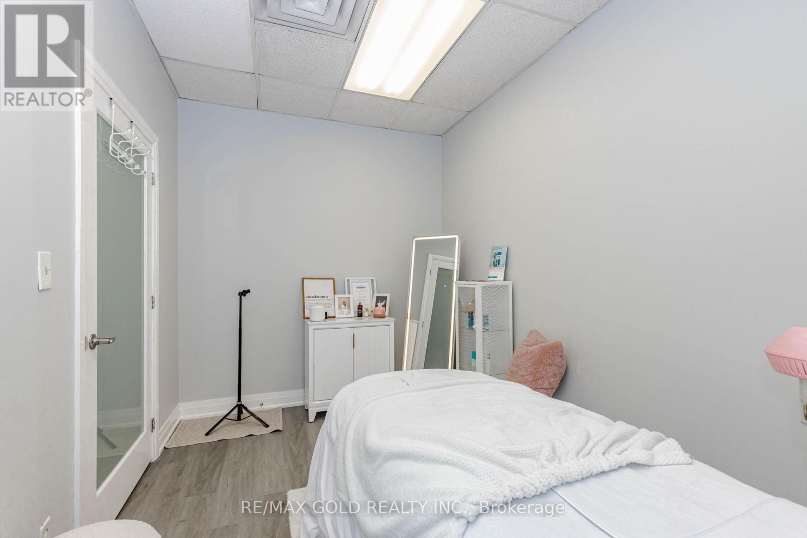 16 - 5484 Tomken Road, Mississauga, Ontario  L4W 2Z6 - Photo 22 - W13169352