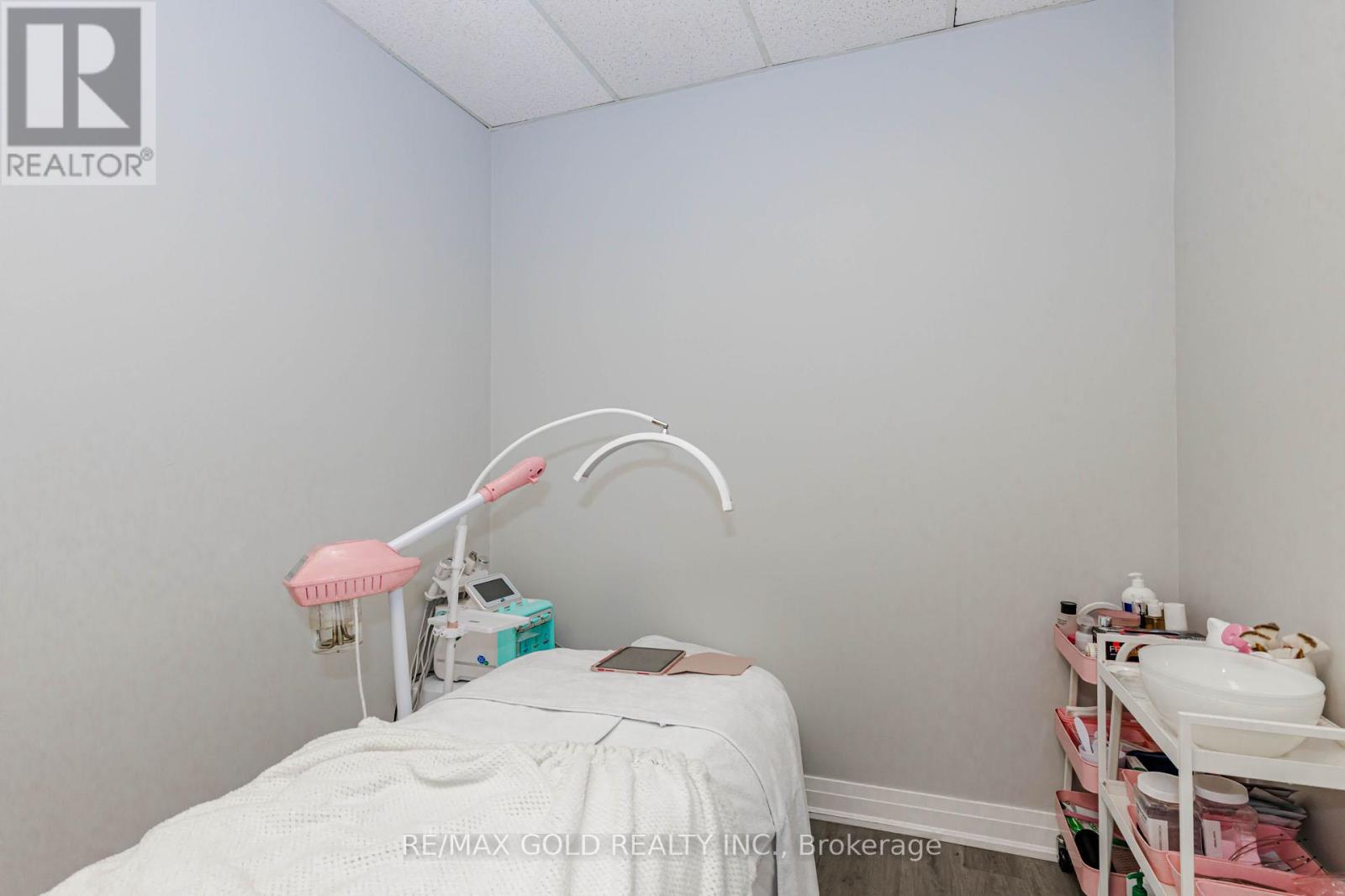 16 - 5484 Tomken Road, Mississauga, Ontario  L4W 2Z6 - Photo 23 - W13169352