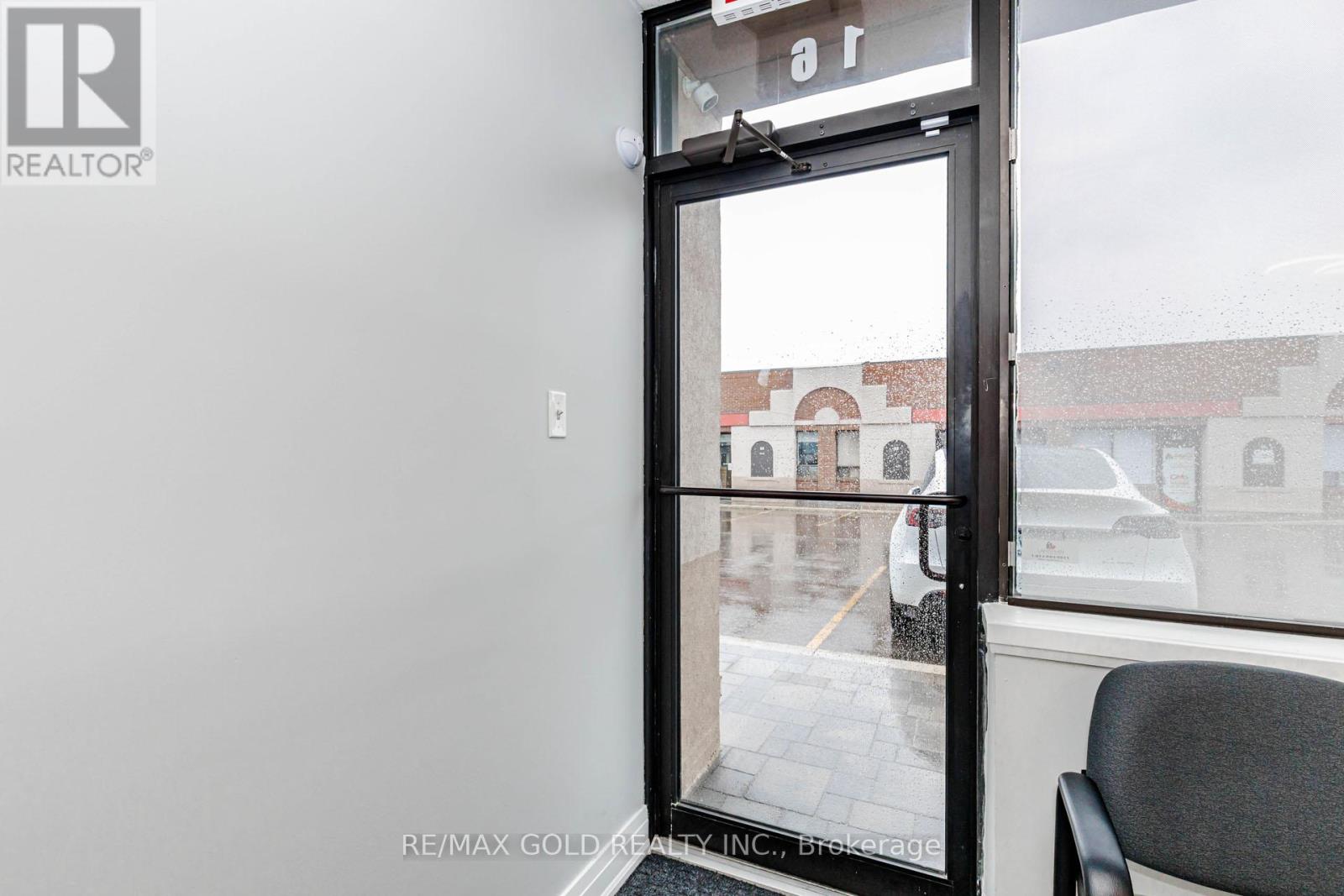 16 - 5484 Tomken Road, Mississauga, Ontario  L4W 2Z6 - Photo 6 - W13169352