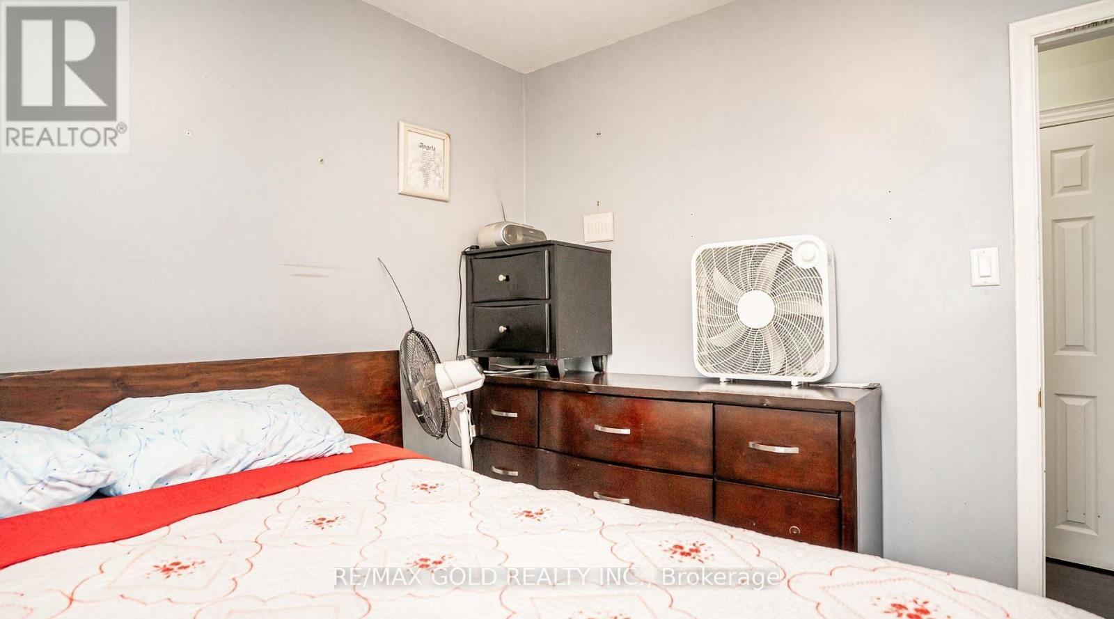 37 Carlyle Crescent, Brampton, Ontario  L6W 2Y9 - Photo 22 - W13169432