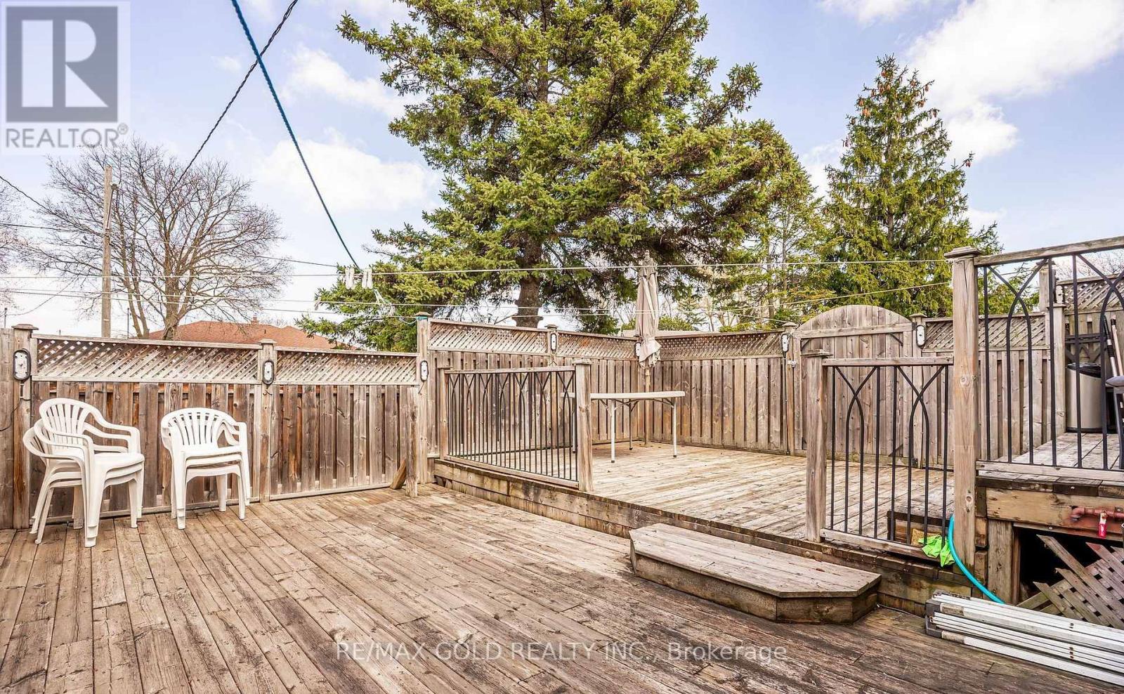 37 Carlyle Crescent, Brampton, Ontario  L6W 2Y9 - Photo 37 - W13169432