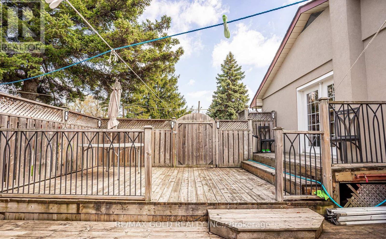 37 Carlyle Crescent, Brampton, Ontario  L6W 2Y9 - Photo 39 - W13169432