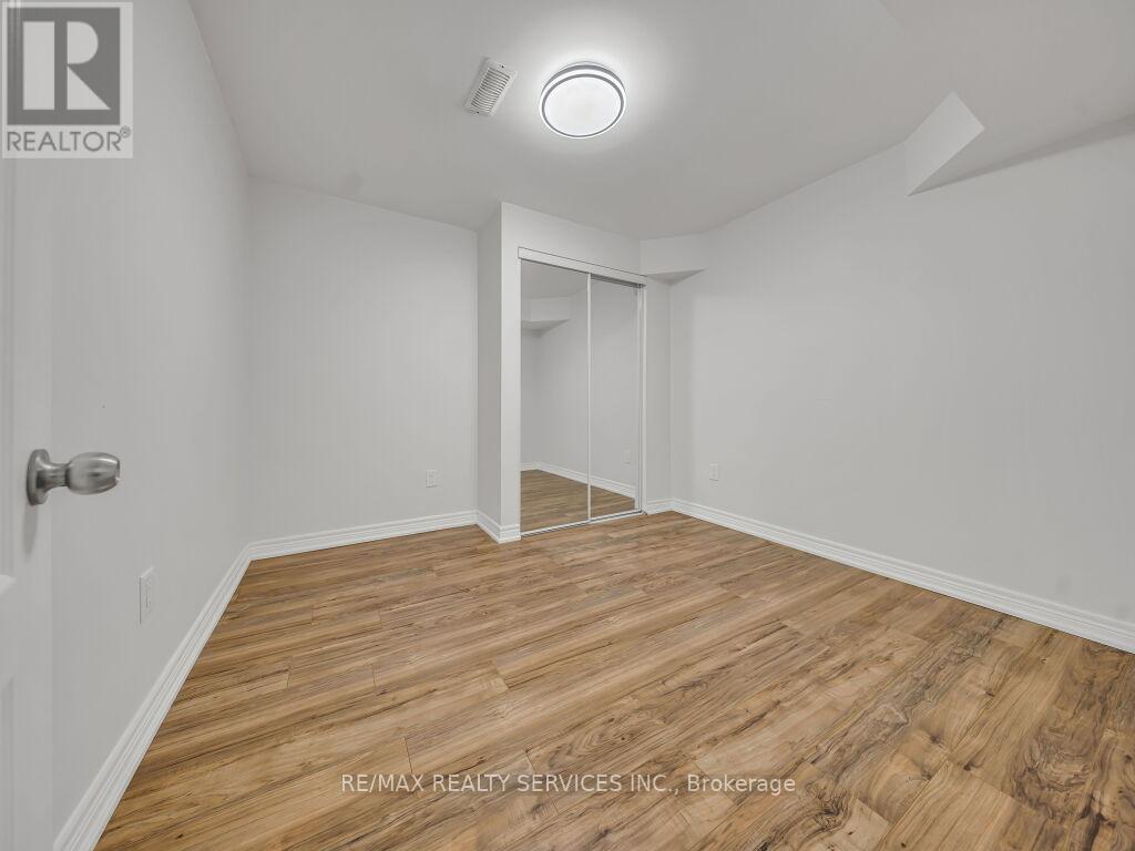 17 Leadenhall Road, Brampton, Ontario  L7A 4G4 - Photo 35 - W13169510