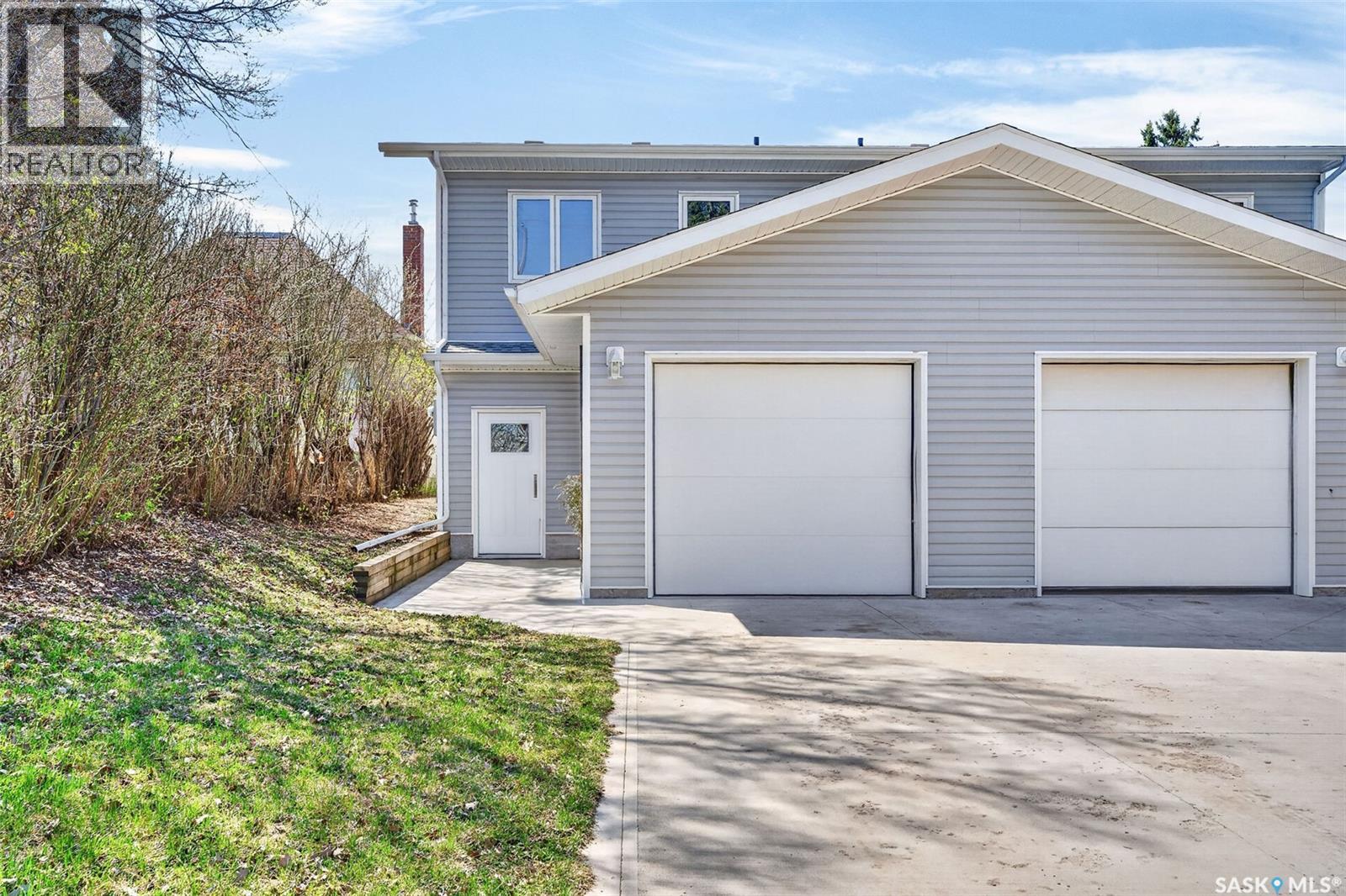546 21st STREET E, prince albert, Saskatchewan