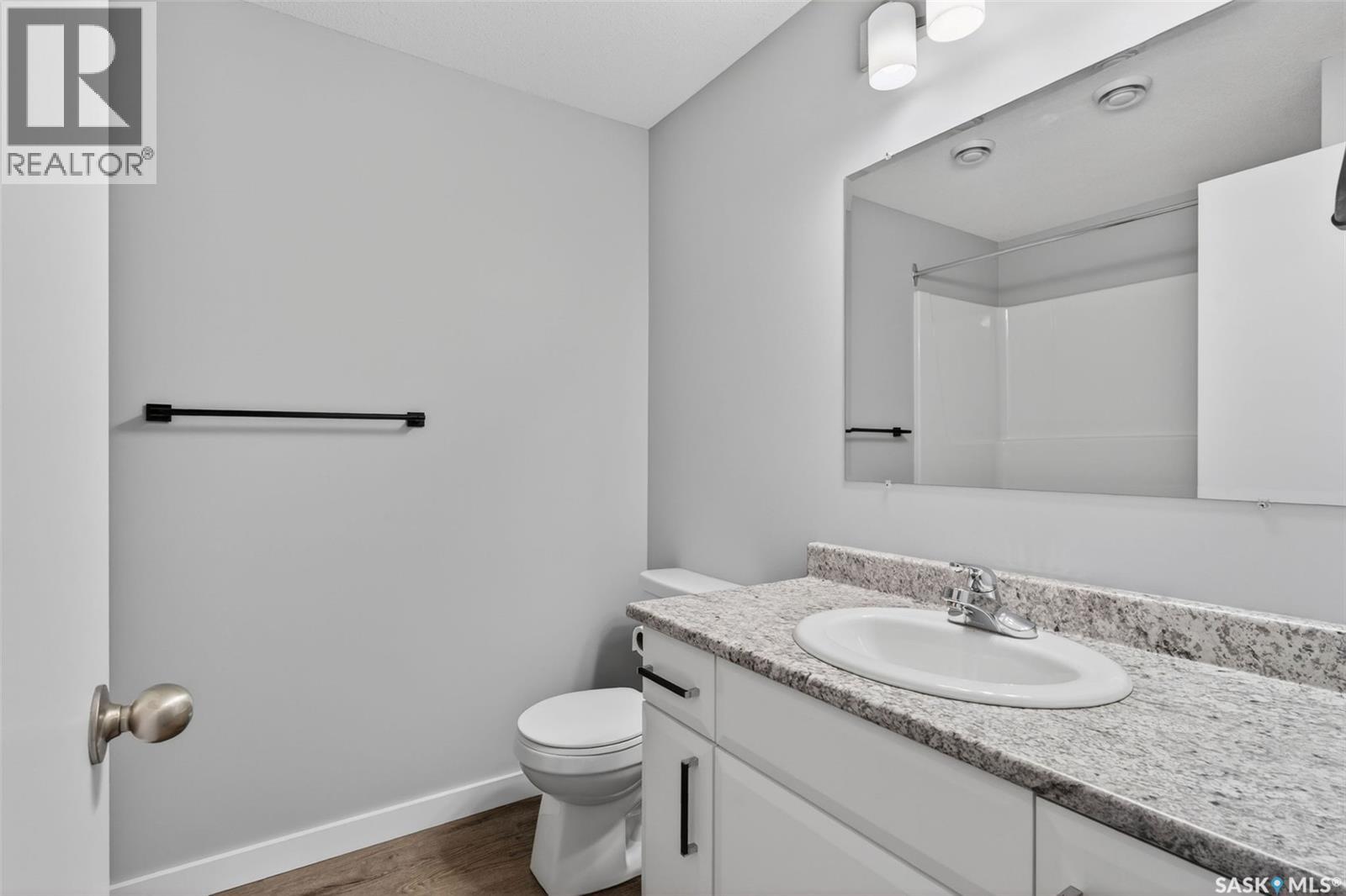 546 21st Street E, Prince Albert, Saskatchewan  S6V 1M4 - Photo 22 - SK037009