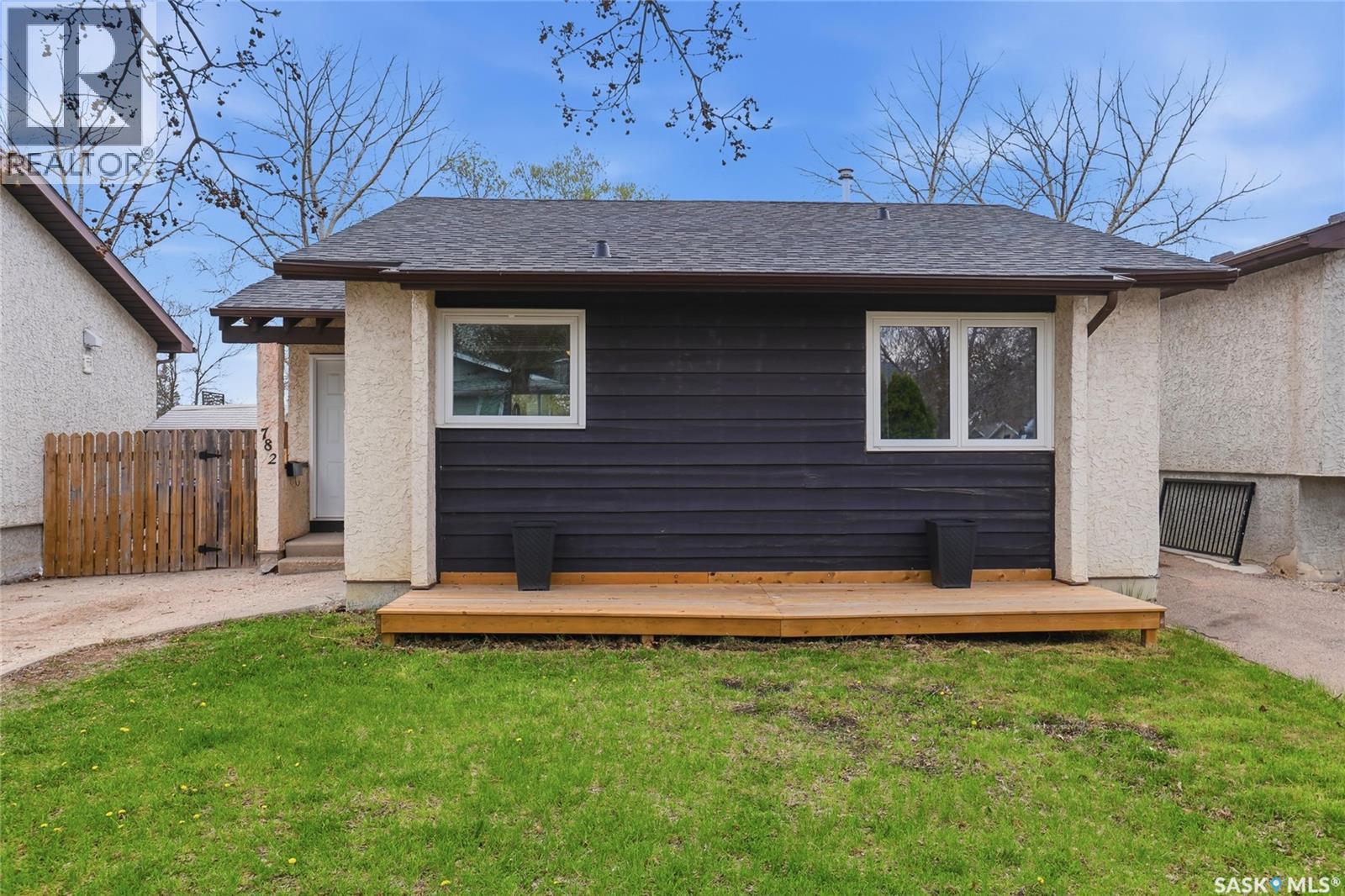782 Hayworth Crescent N, Regina, Saskatchewan  S4X 1Y1 - Photo 3 - SK037002