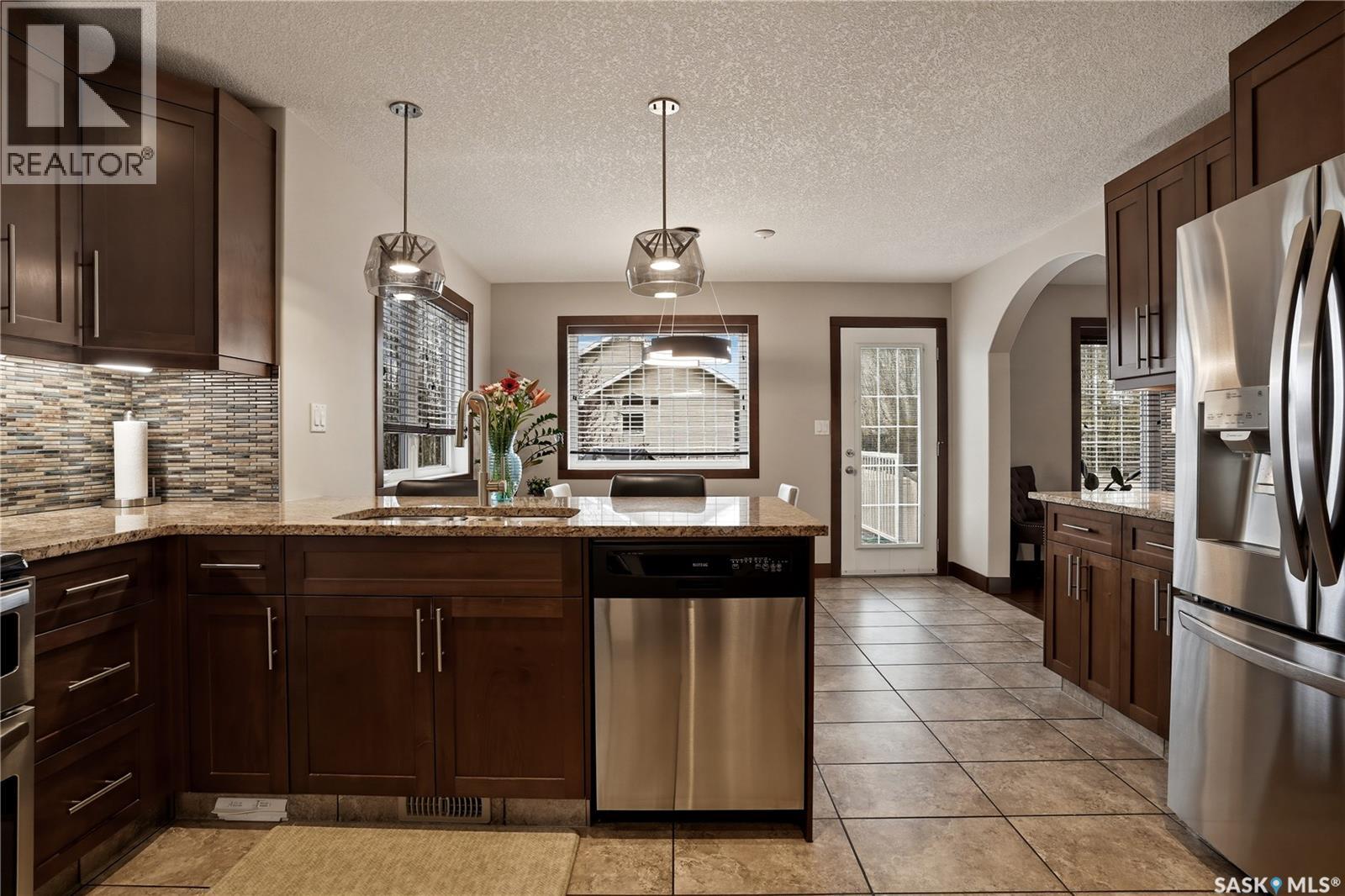 8034 Fairways West Drive, Regina, Saskatchewan  S4Y 0A5 - Photo 14 - SK036978