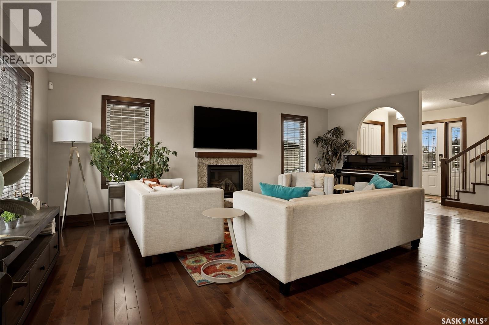 8034 Fairways West Drive, Regina, Saskatchewan  S4Y 0A5 - Photo 6 - SK036978