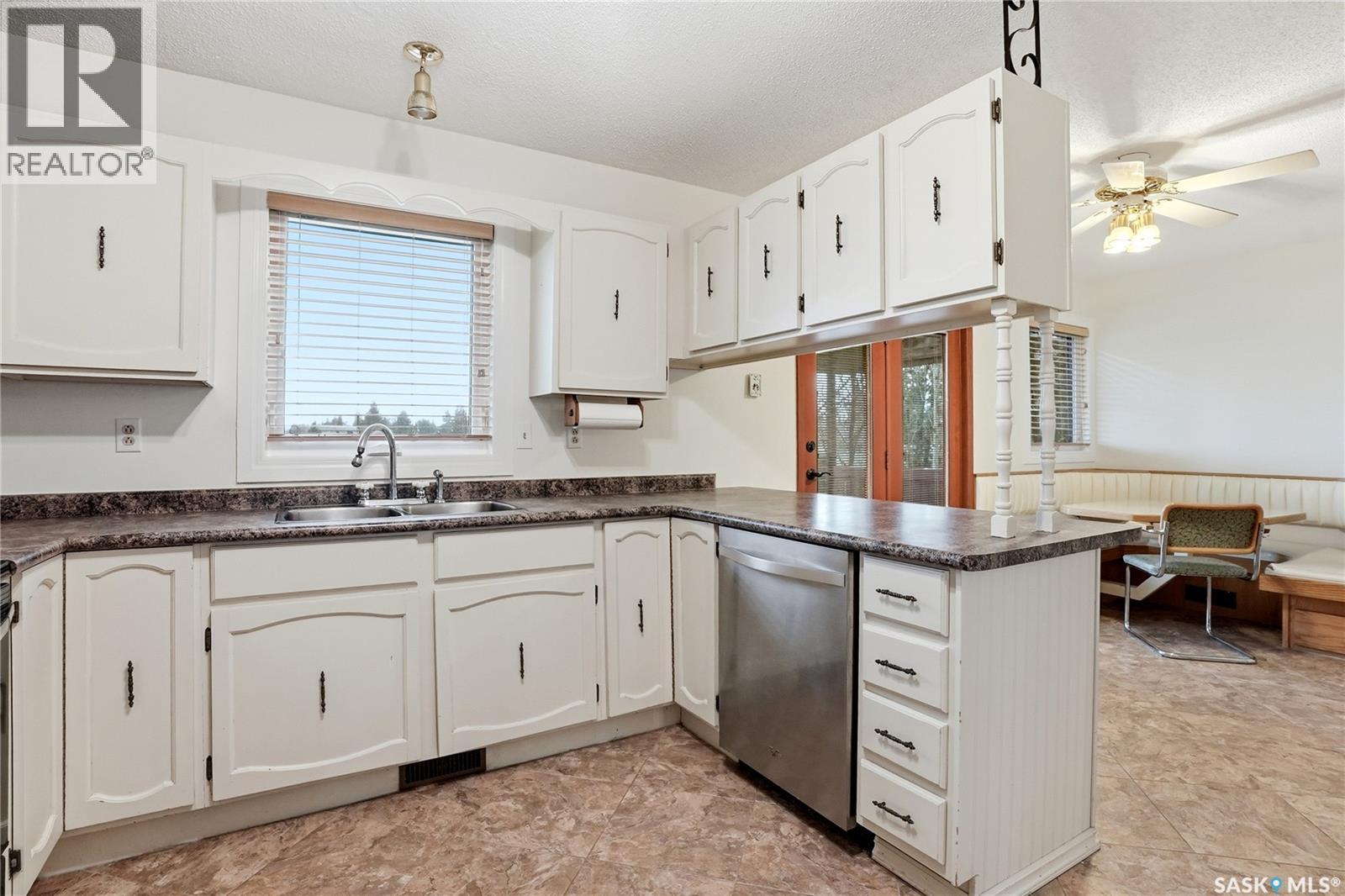 155 J.j. Thiessen Crescent, Saskatoon, Saskatchewan  S7K 5N9 - Photo 19 - SK036445