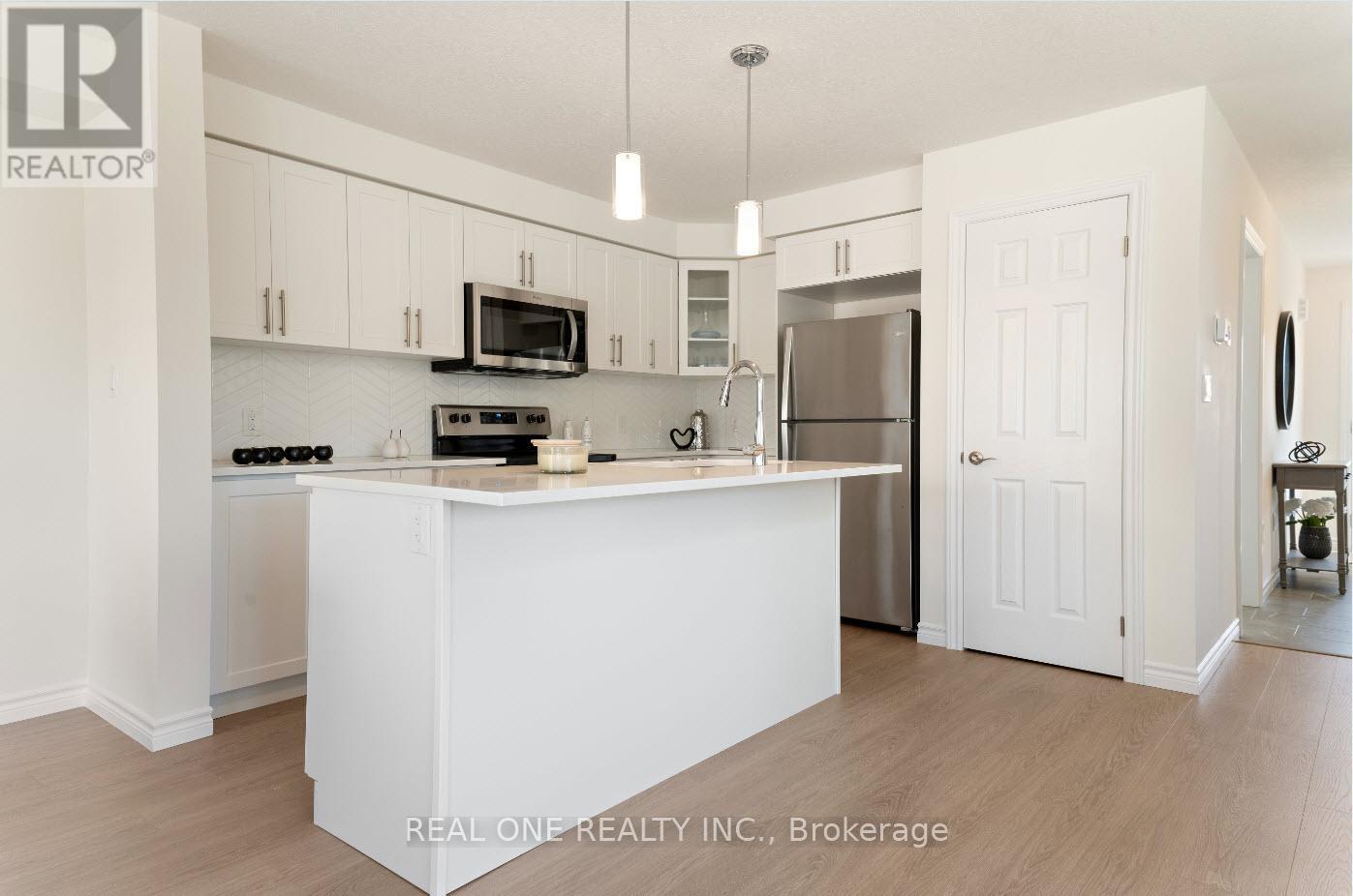 79 Harrison Drive, Cambridge, Ontario  N1R 0C2 - Photo 6 - X13169288