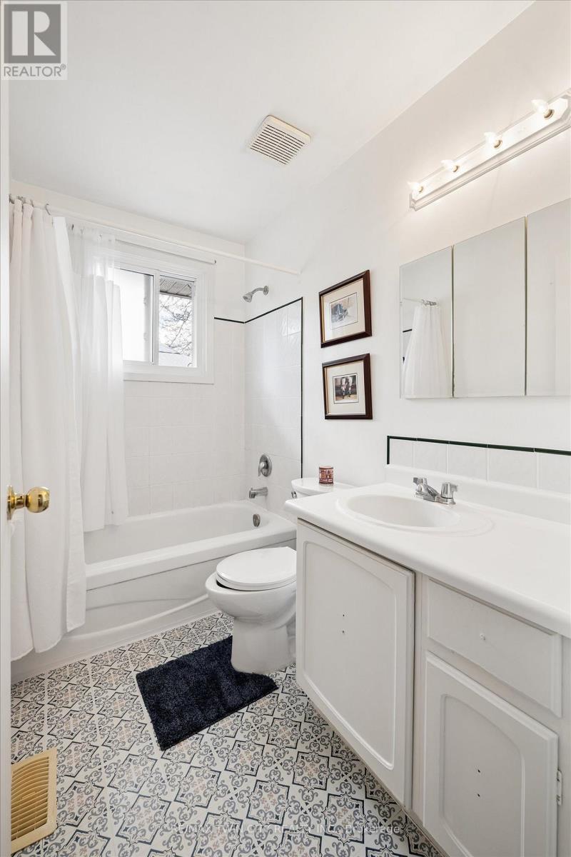 26 Tutton Place, Cambridge, Ontario  N1R 4S8 - Photo 20 - X13169350