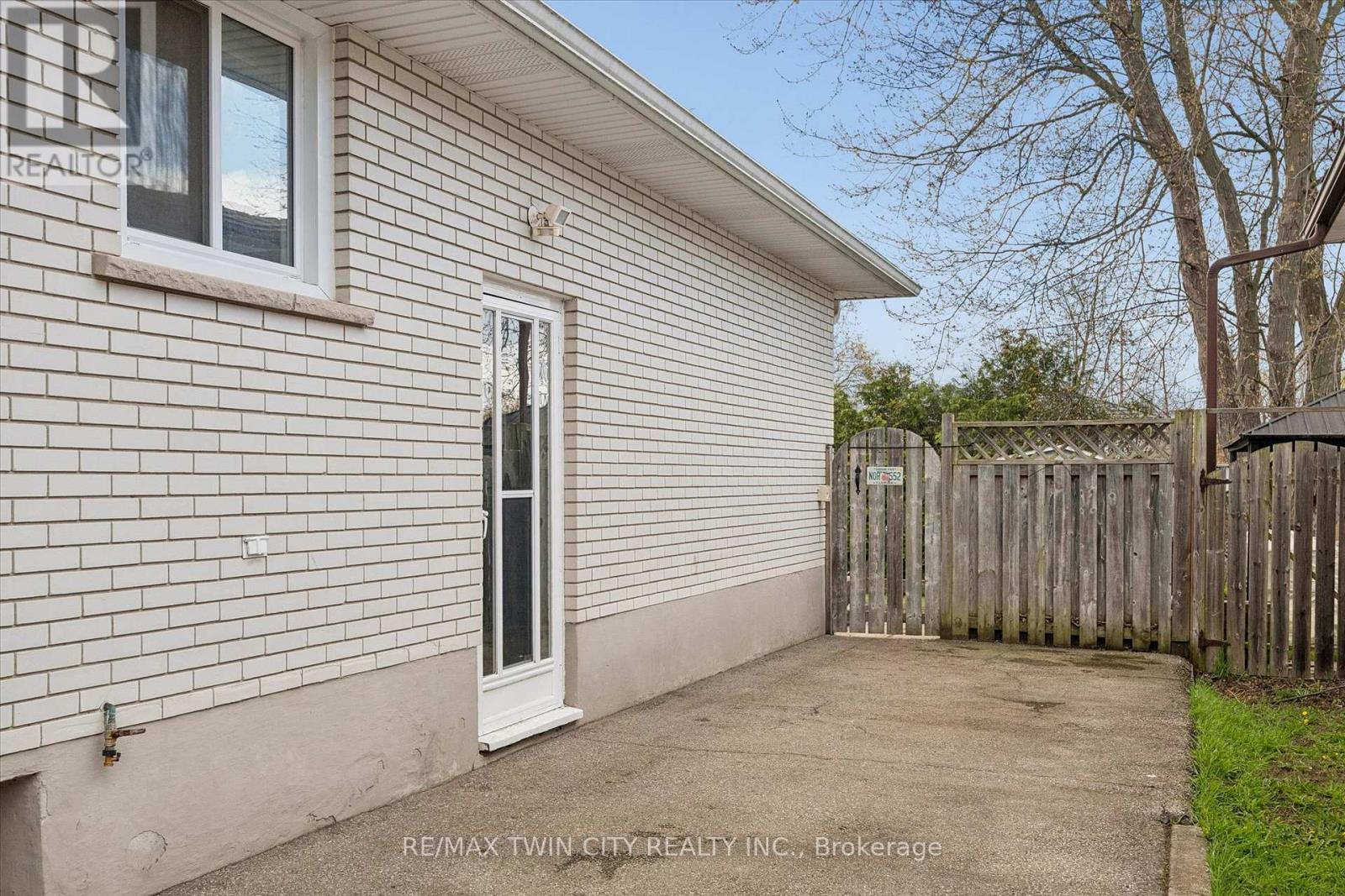 26 Tutton Place, Cambridge, Ontario  N1R 4S8 - Photo 34 - X13169350