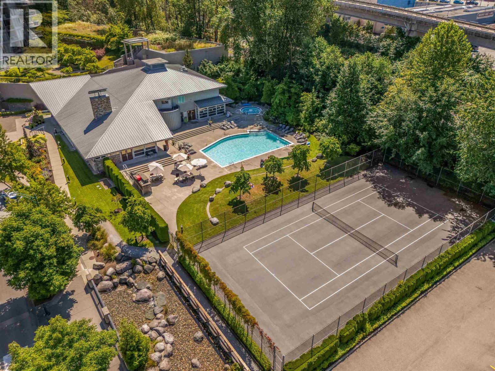 208 500 Klahanie Drive, Port Moody, British Columbia  V3H 5L1 - Photo 3 - R3127303