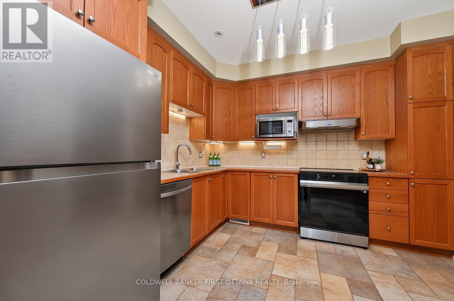 102 Windance Crescent, Ottawa, Ontario  K2W 0A7 - Photo 11 - X13097828