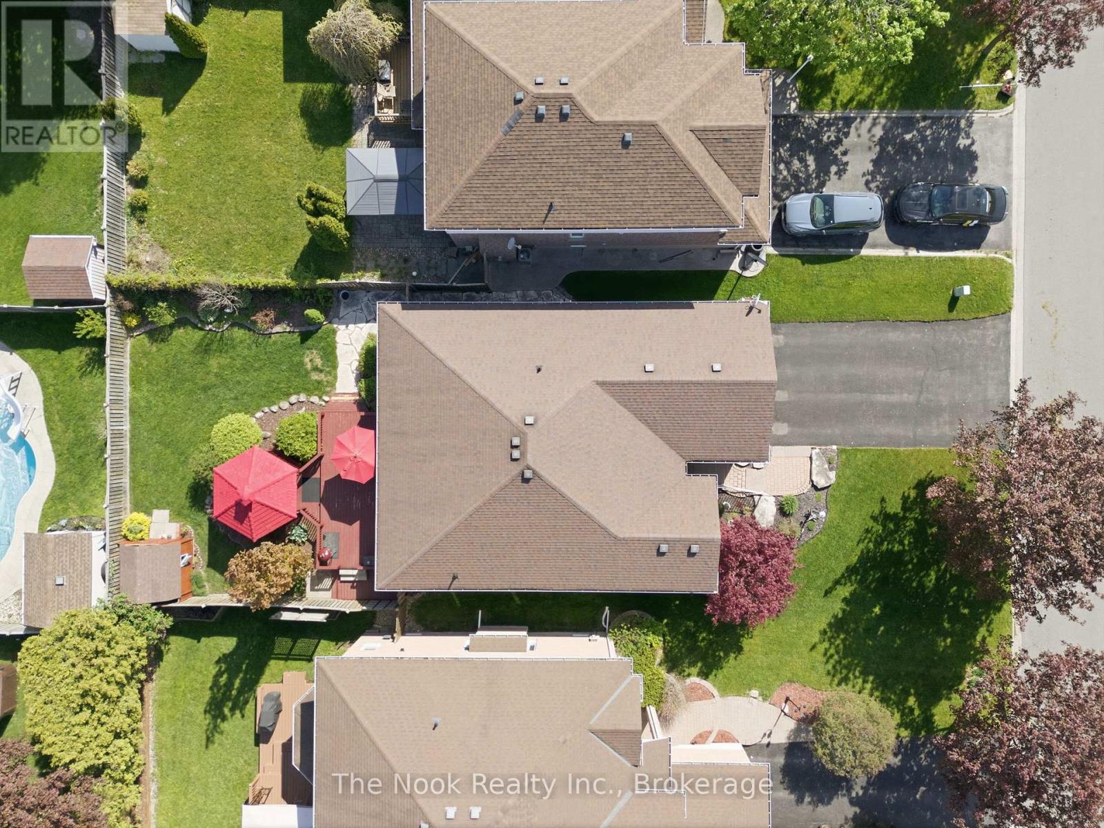 876 Sundance Circle, Oshawa (Northglen), Ontario  L1J 8P1 - Photo 4 - E13169550