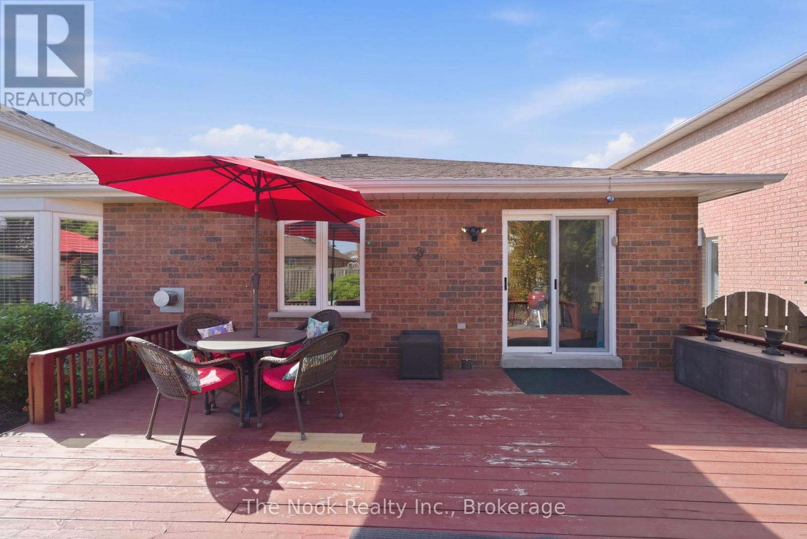 876 Sundance Circle, Oshawa (Northglen), Ontario  L1J 8P1 - Photo 43 - E13169550