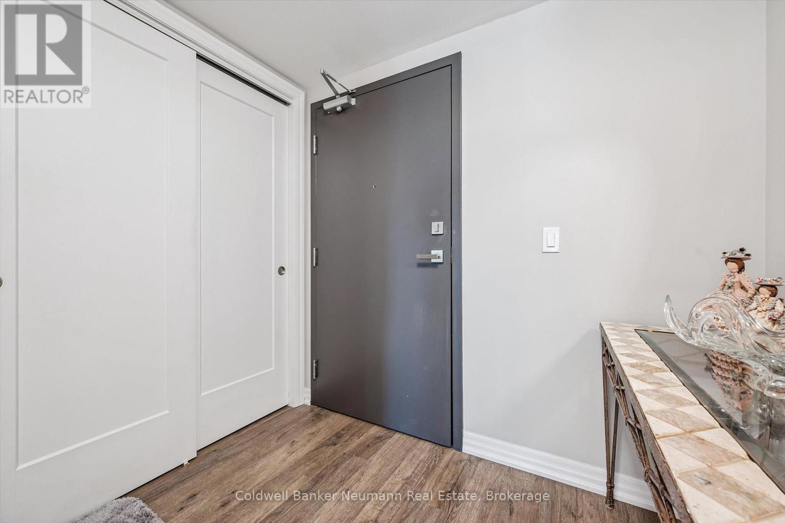 73 - 104 Summit Ridge Drive, Guelph (Grange Road), Ontario  N1E 0R5 - Photo 10 - X13169530