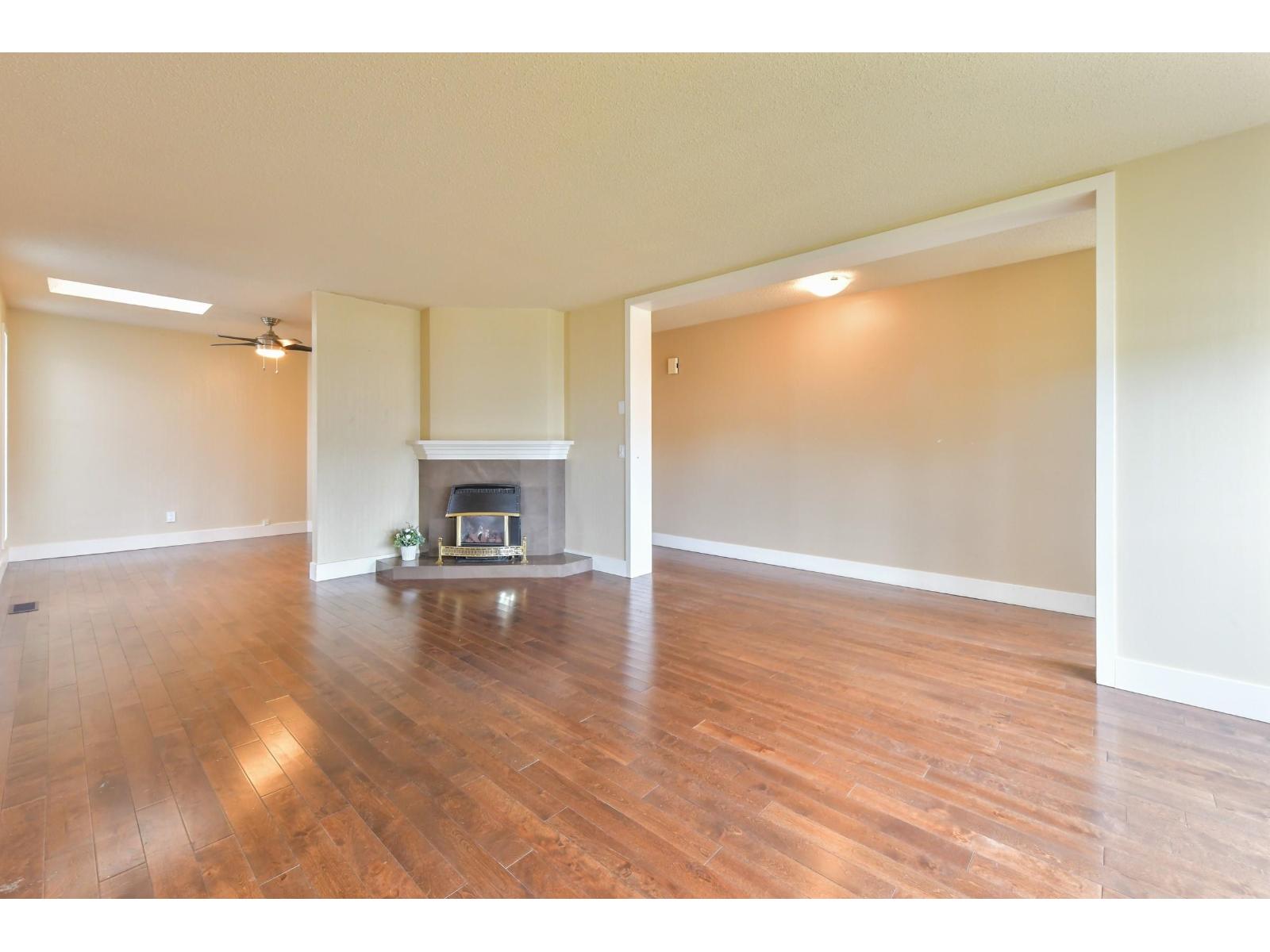 17 2345 Cranley Drive, Surrey, British Columbia  V4A 9G5 - Photo 4 - R3079019