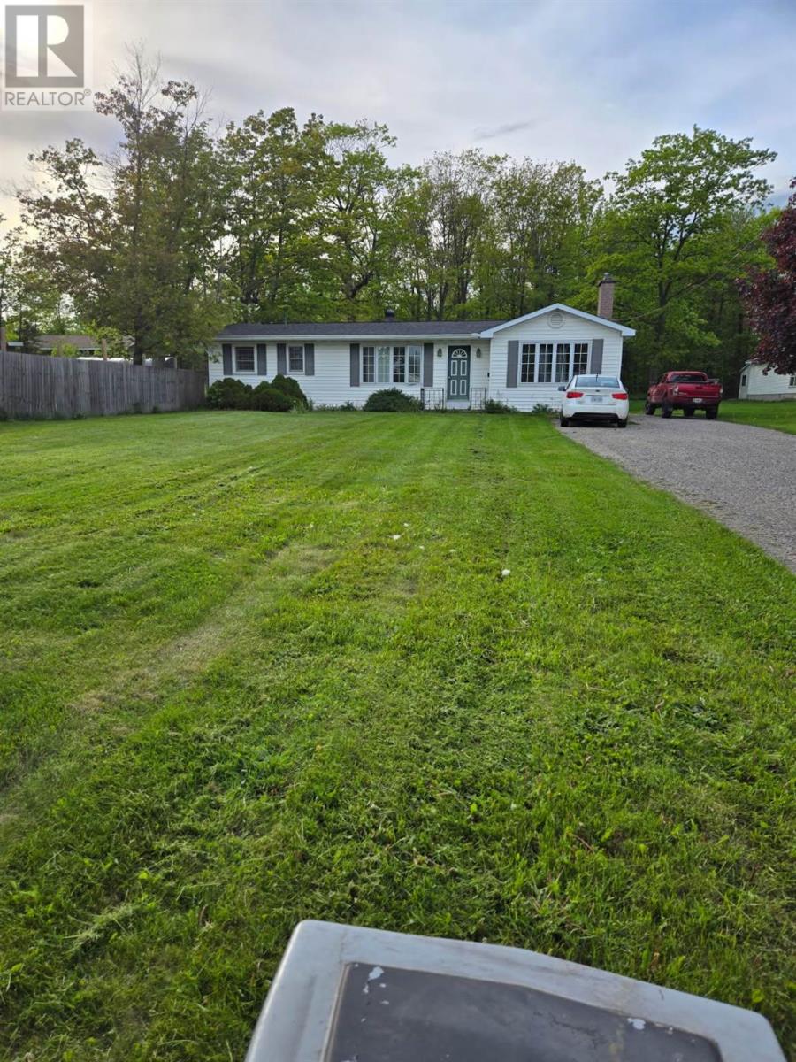354 Old Garden River Rd, Sault Ste. Marie, Ontario P6B 5A8 - Photo 2 - SM261138
