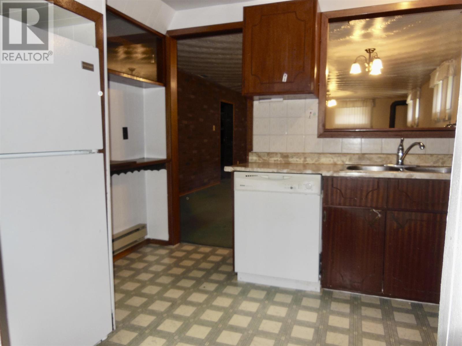 556 Connaught Ave, Sault Ste. Marie, Ontario P6C 2E2 - Photo 18 - SM261139