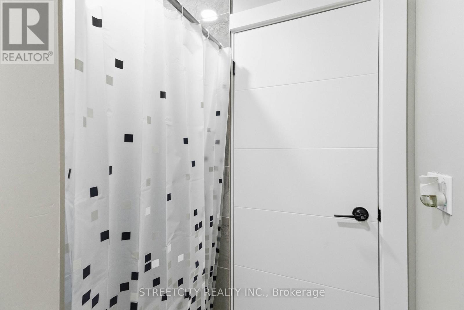 10867 Melrose Drive, Middlesex Centre, Ontario  N0L 1R0 - Photo 21 - X13169578